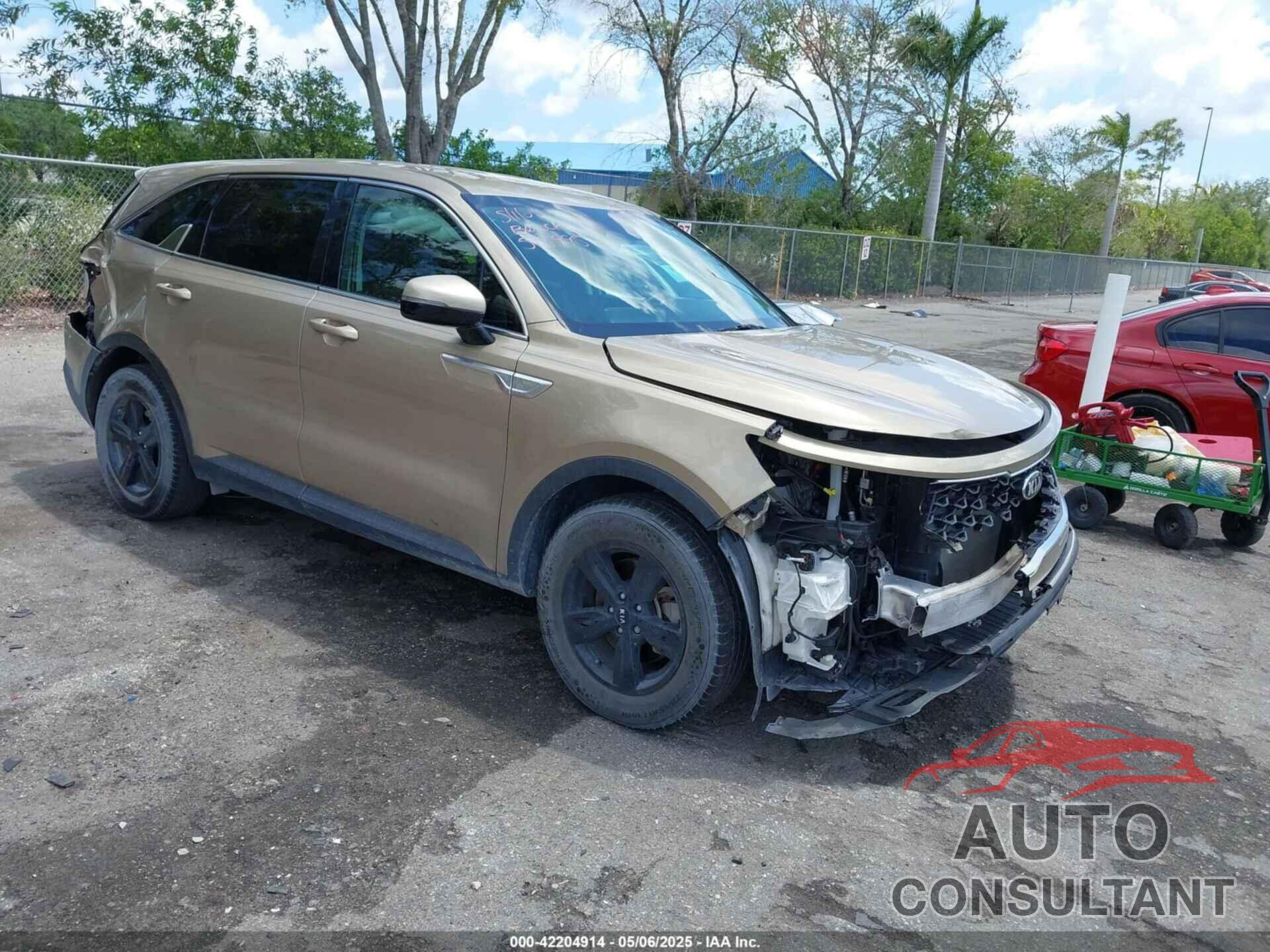 KIA SORENTO 2021 - 5XYRG4LC3MG005807