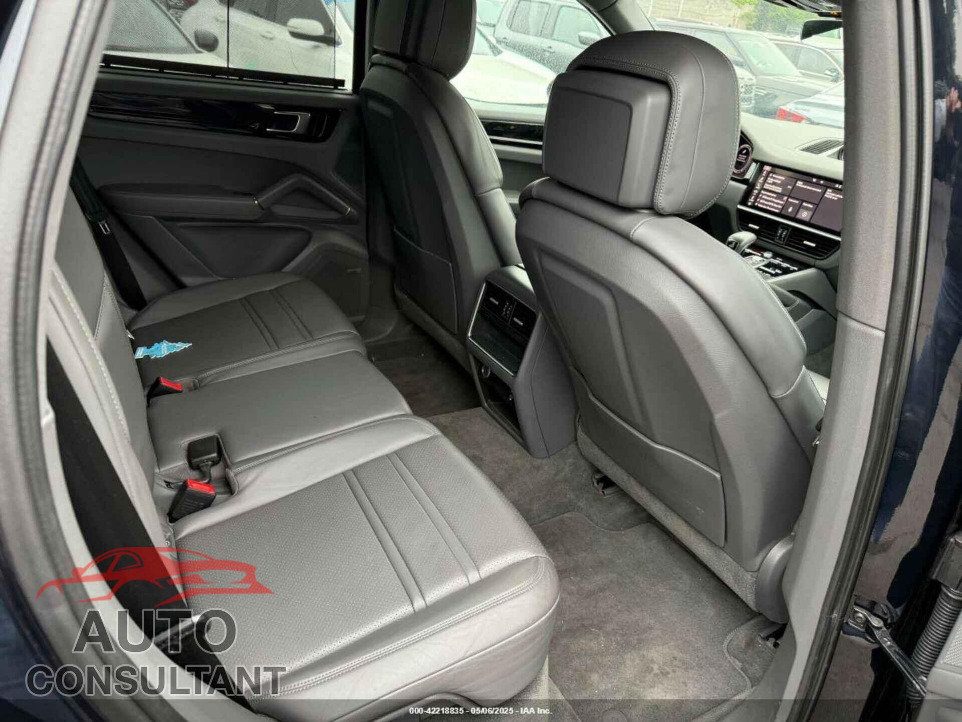 PORSCHE CAYENNE 2021 - WP1AA2AYXMDA02563