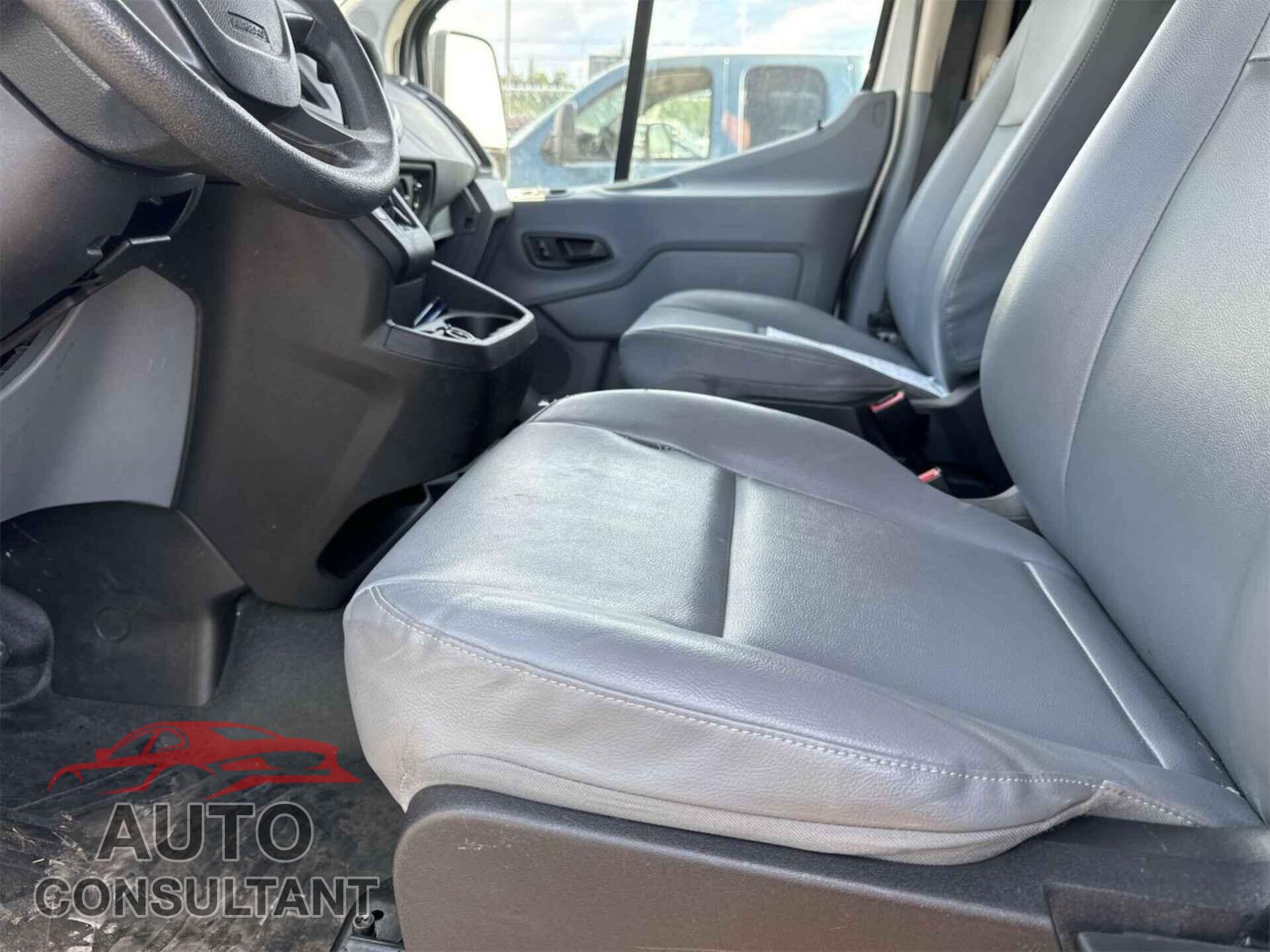 FORD TRANSIT 2017 - 1FTYE1YM9HKA68394