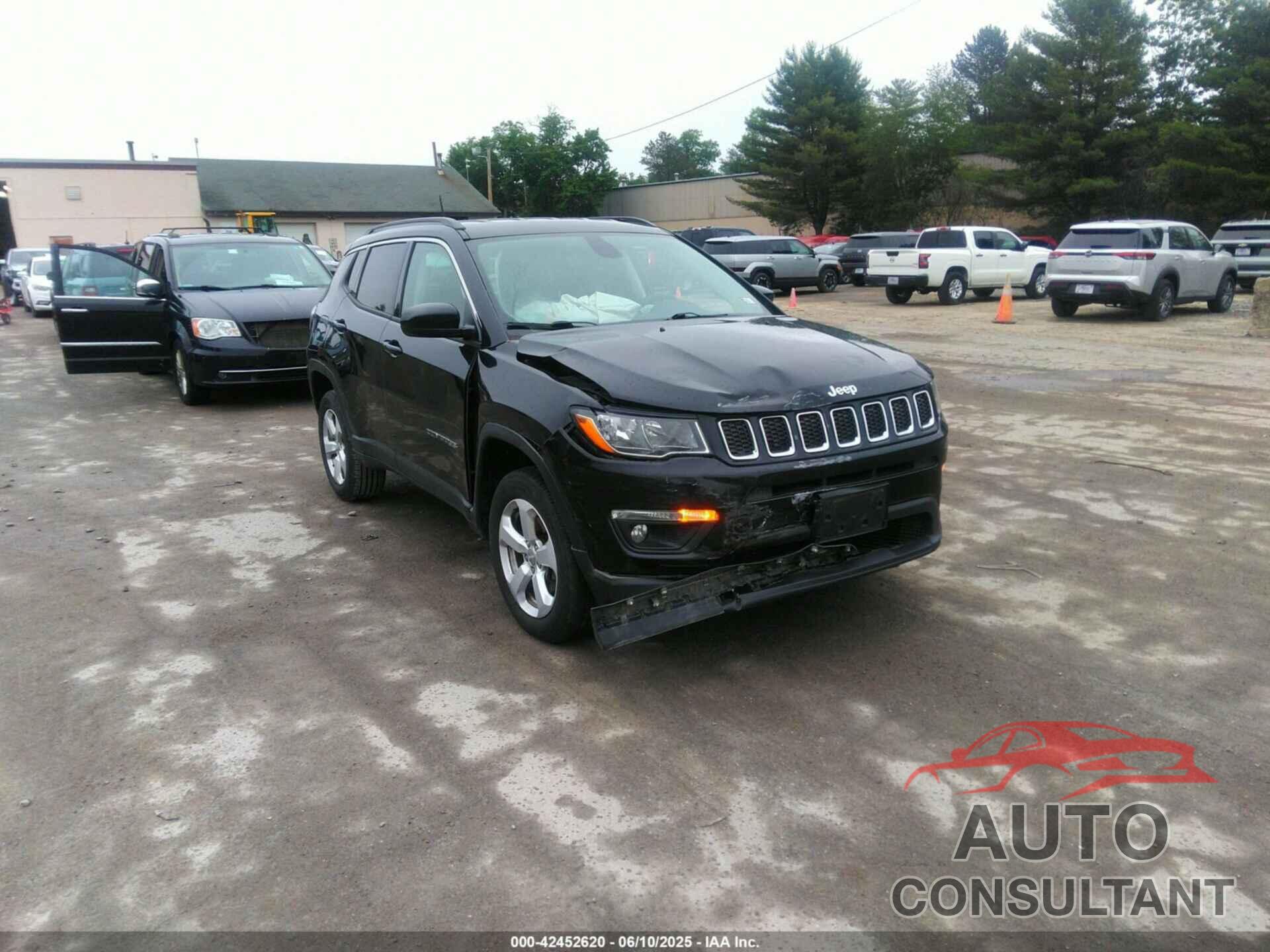 JEEP COMPASS 2018 - 3C4NJDBB7JT483015