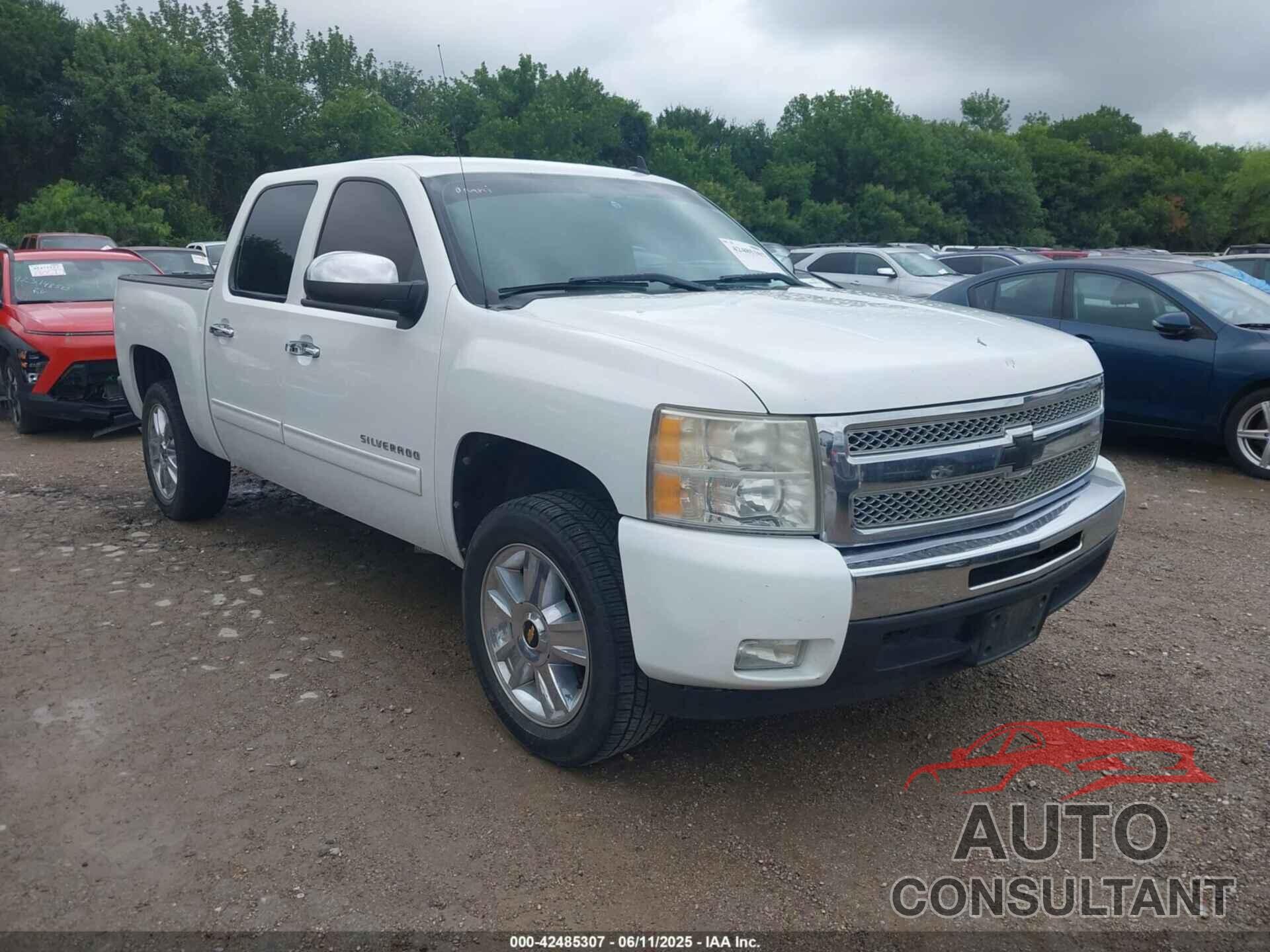 CHEVROLET SILVERADO 1500 2011 - 3GCPCSE01BG408015