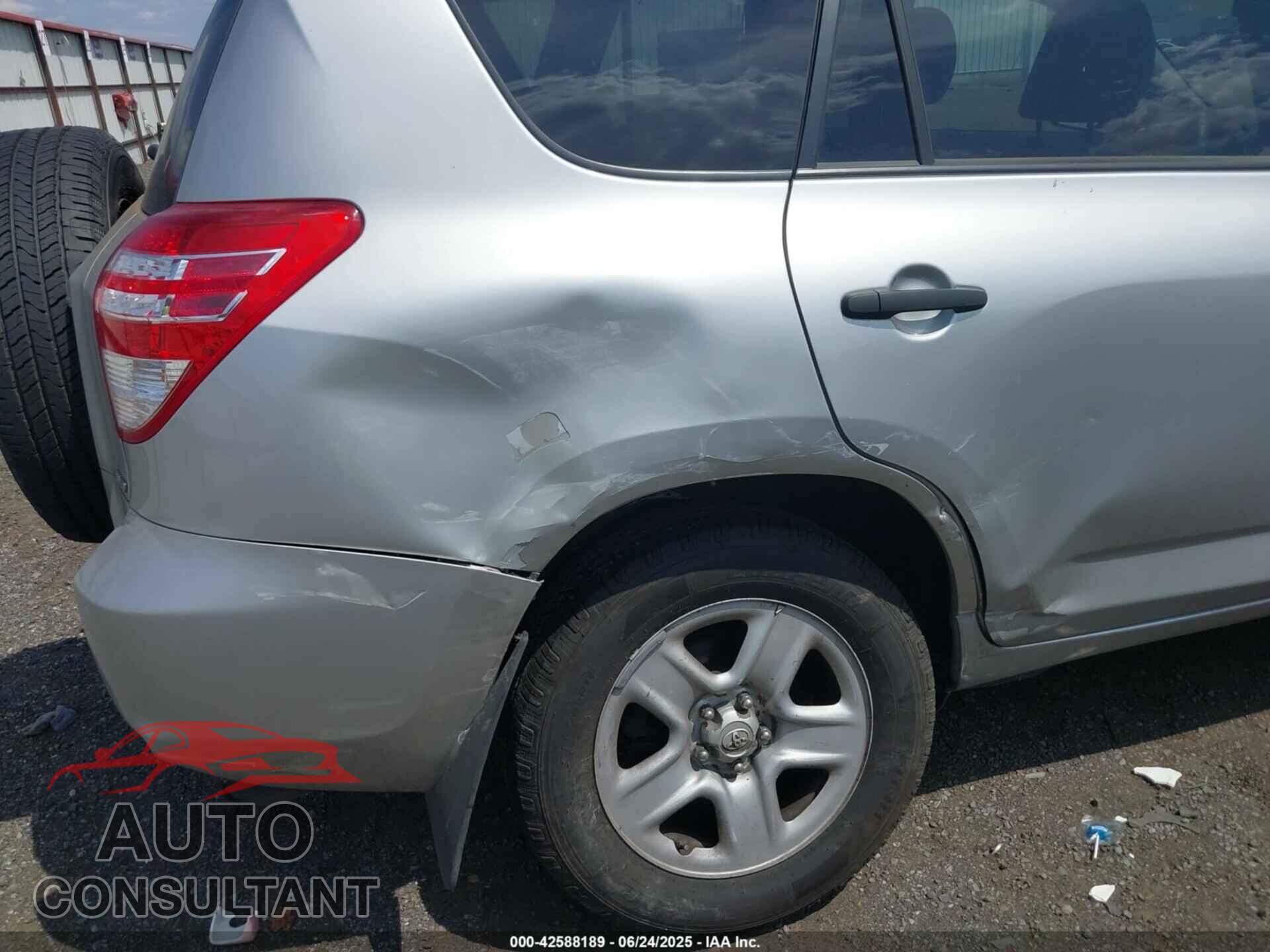 TOYOTA RAV4 2011 - 2T3BF4DVXBN089675