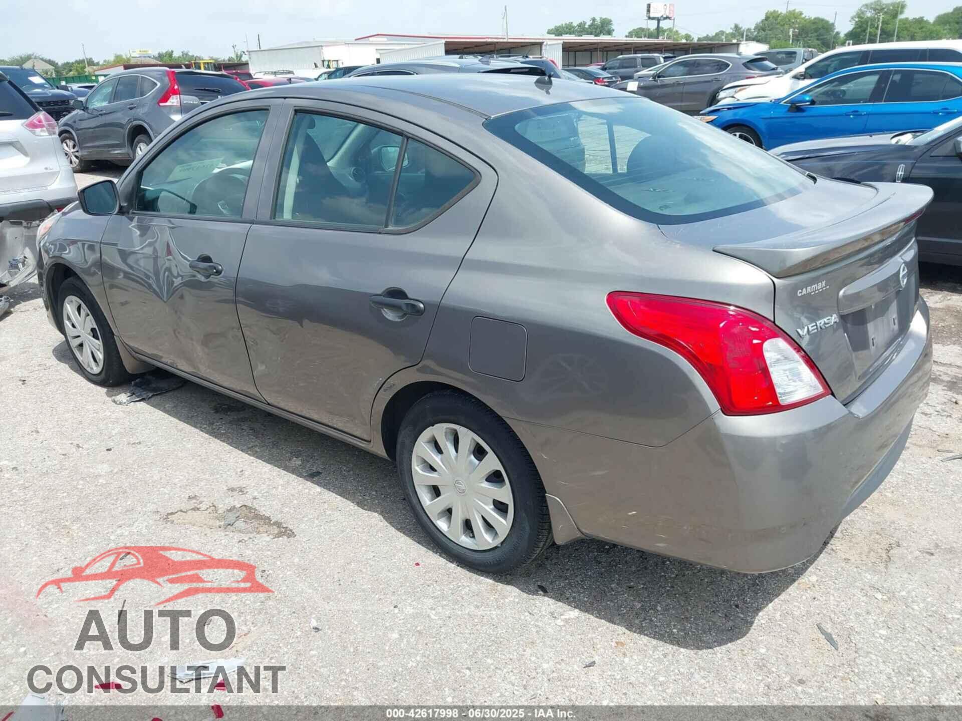 NISSAN VERSA 2017 - 3N1CN7AP1HL855357