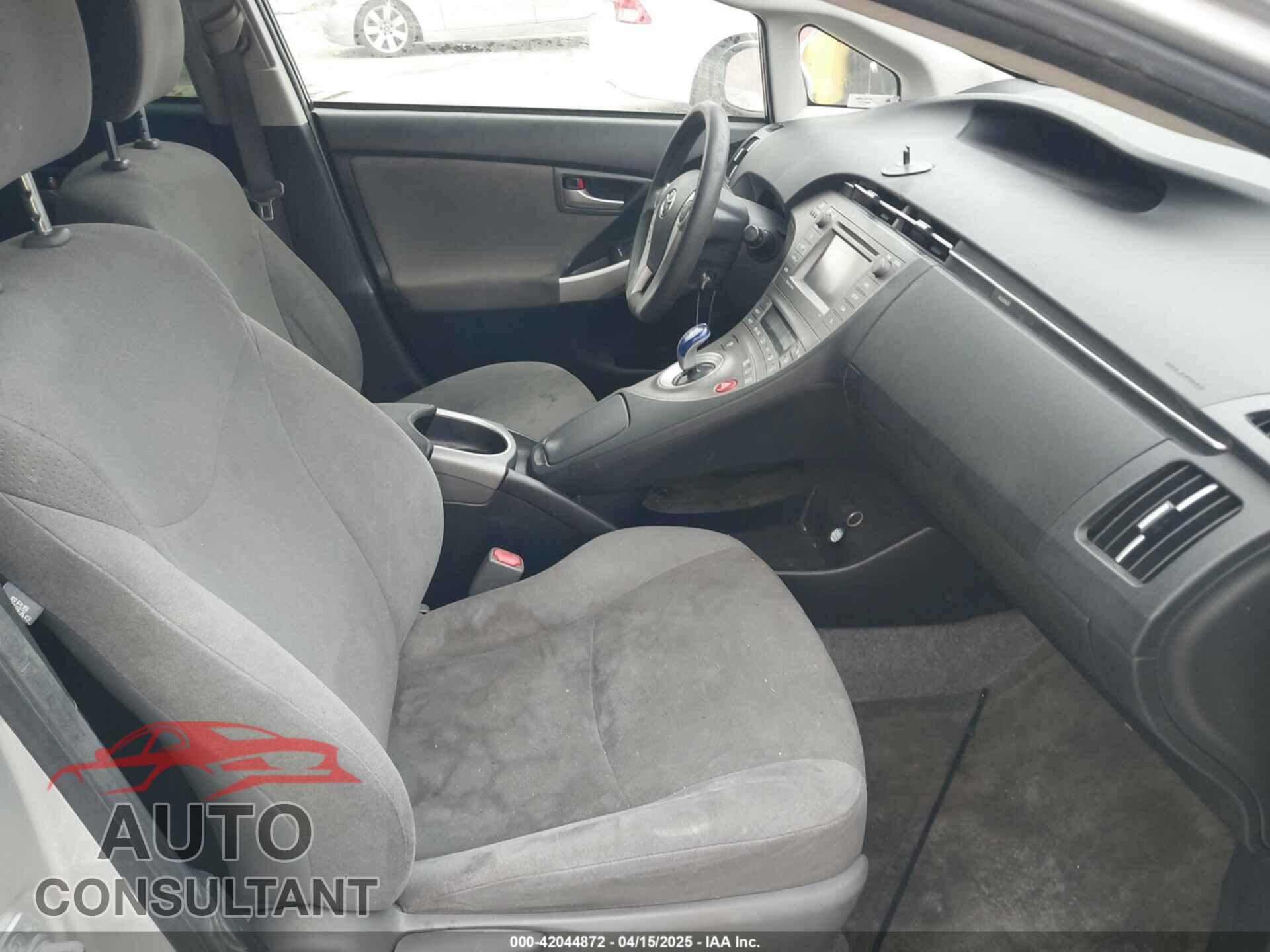 TOYOTA PRIUS 2014 - JTDKN3DU4E1748583