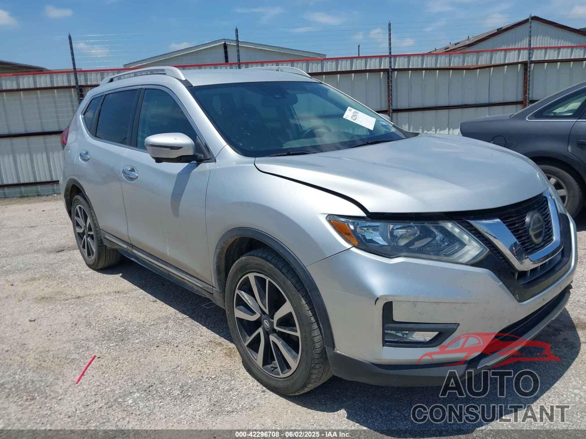 NISSAN ROGUE 2019 - 5N1AT2MV8KC744665