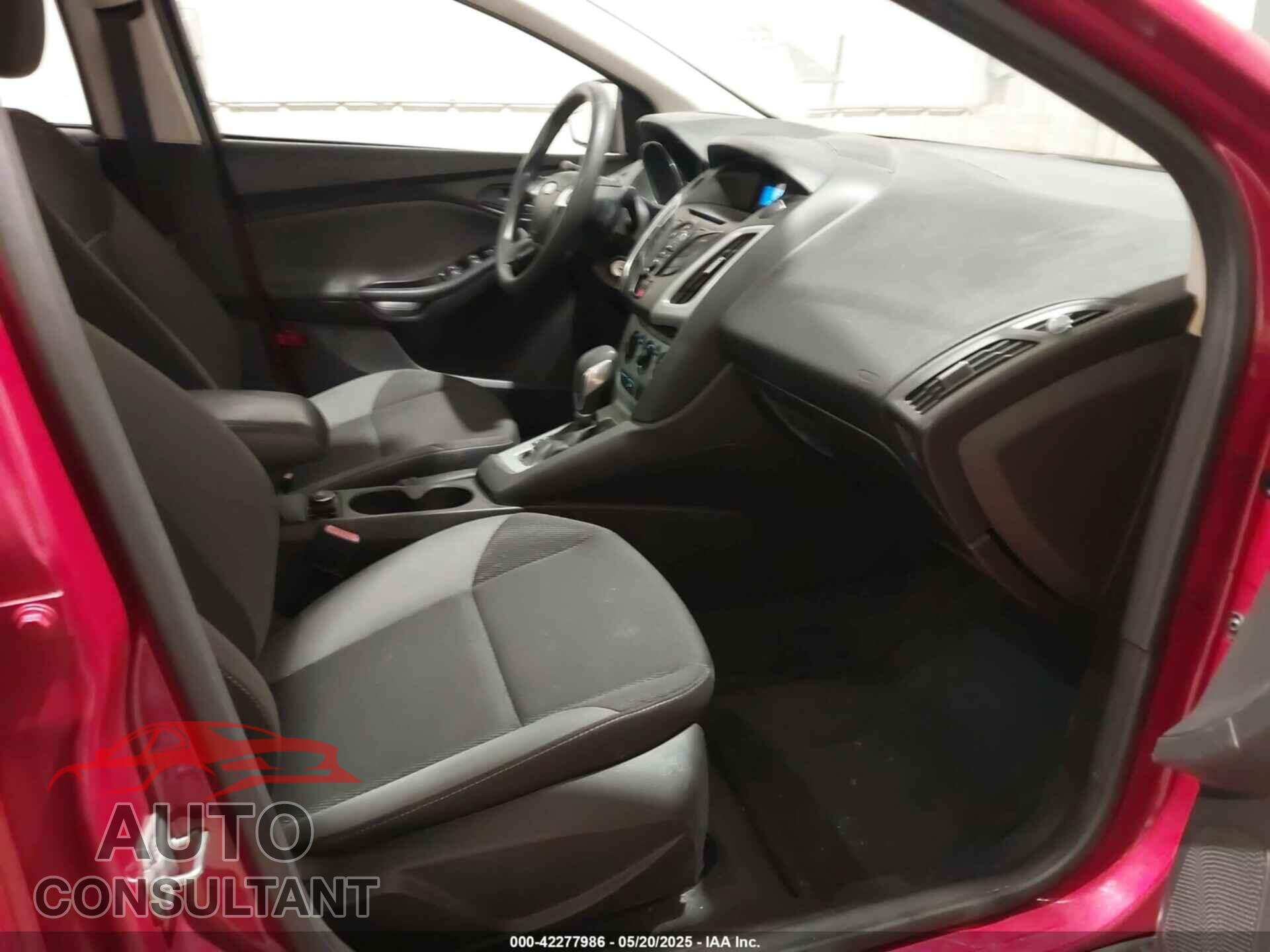 FORD FOCUS 2012 - 1FAHP3F21CL114445