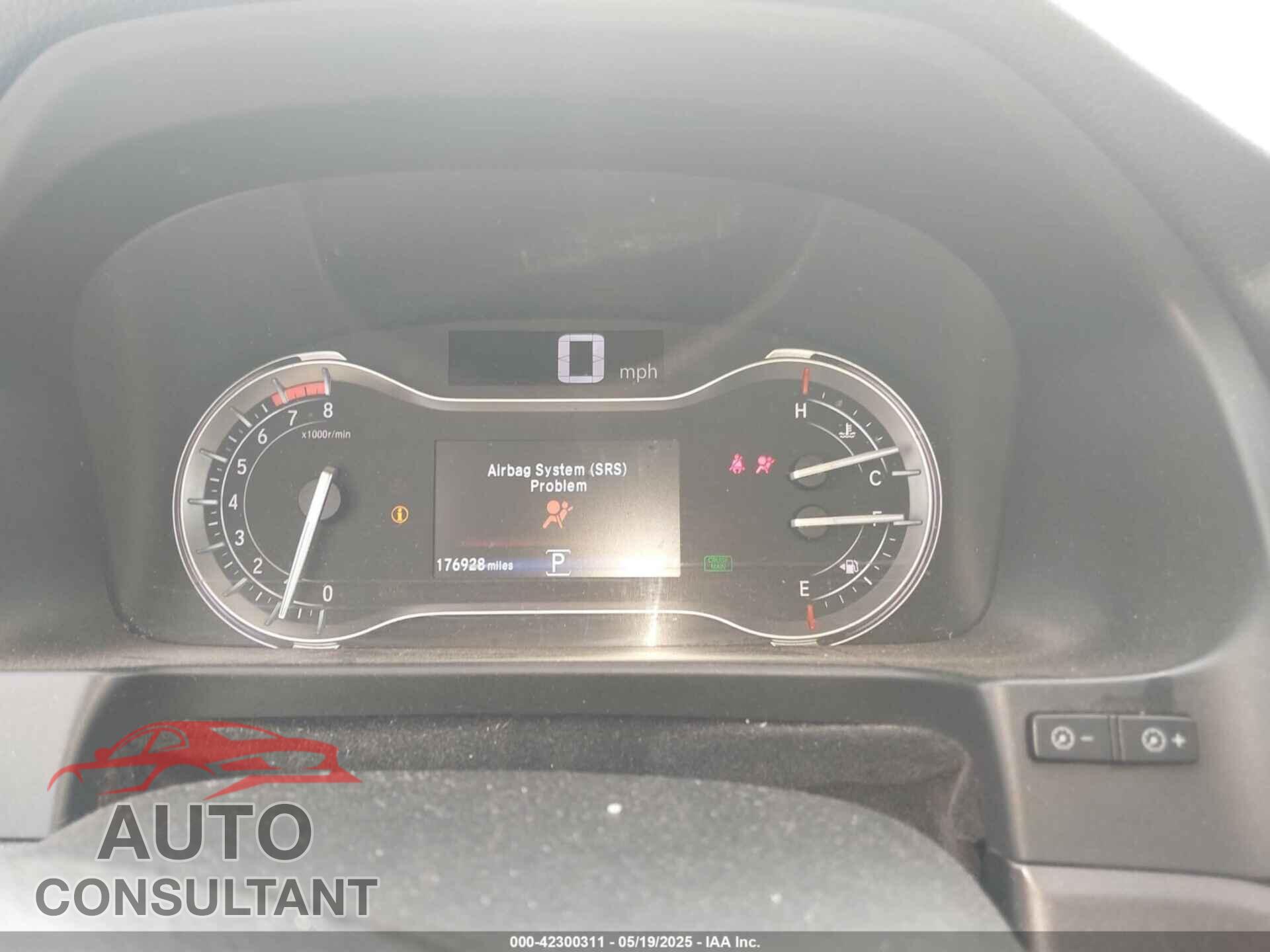 HONDA PILOT 2017 - 5FNYF6H53HB038128