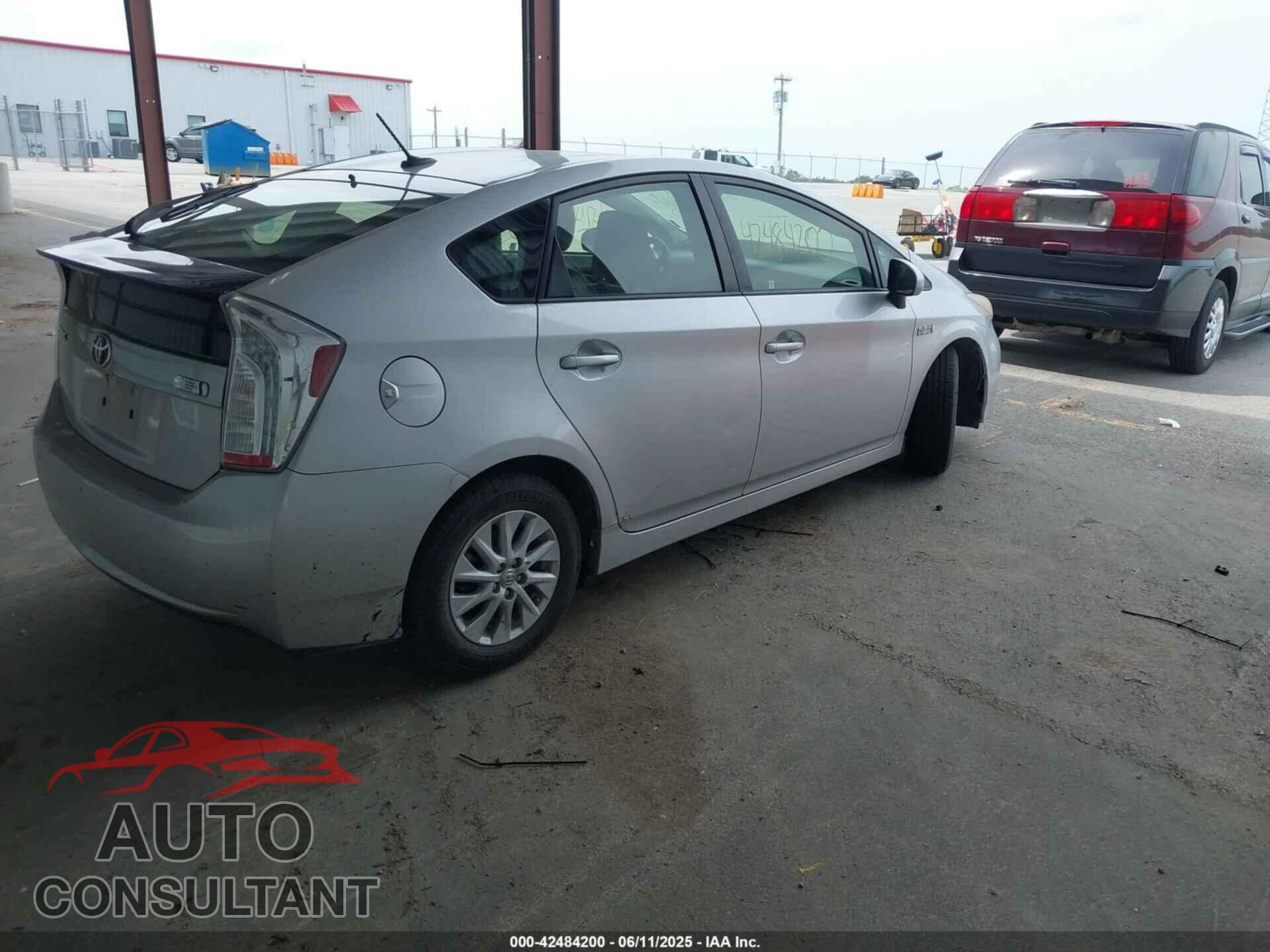 TOYOTA PRIUS PLUG-IN 2013 - JTDKN3DP8D3043430