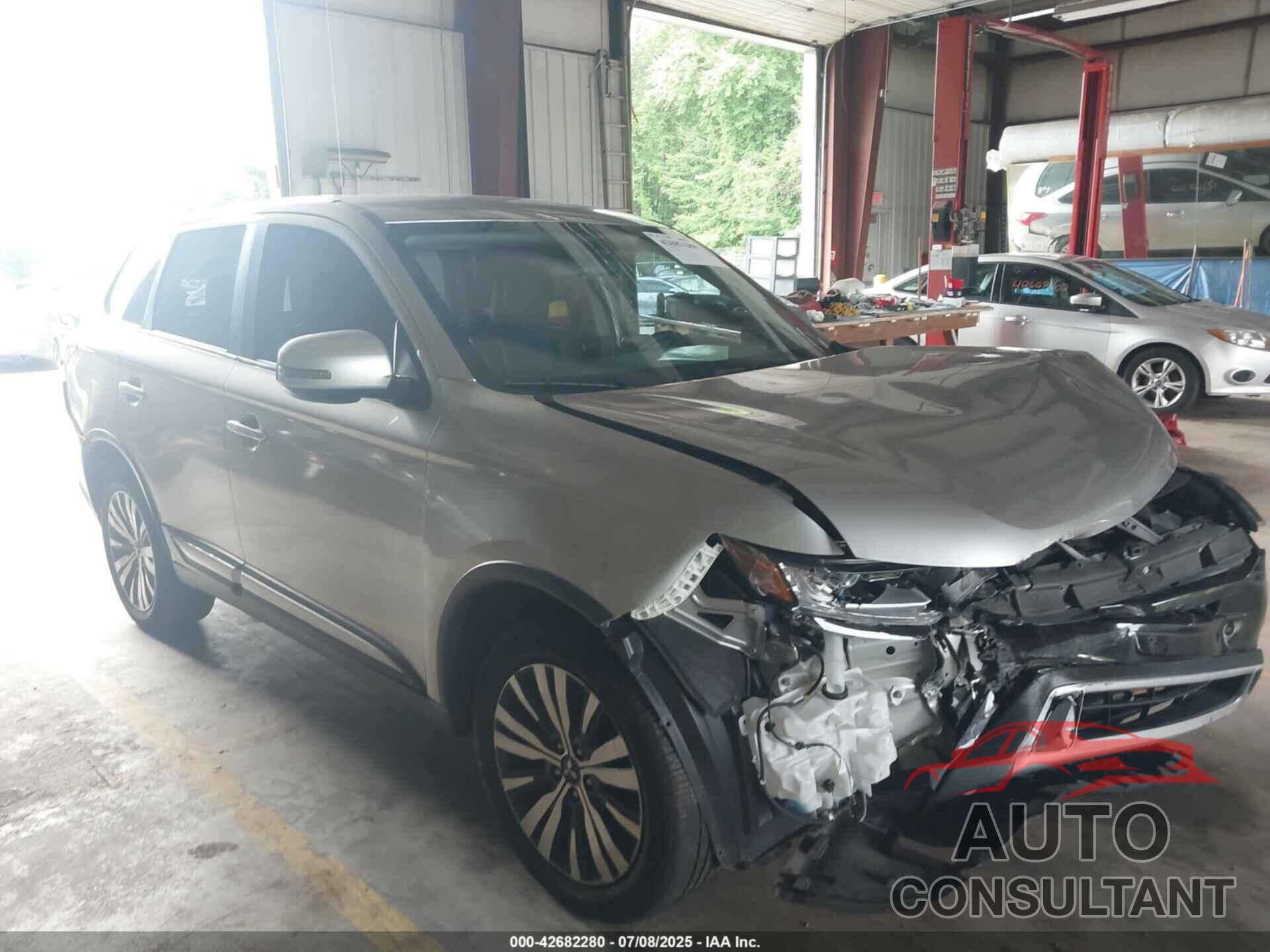 MITSUBISHI OUTLANDER 2019 - JA4AZ3A37KZ025958