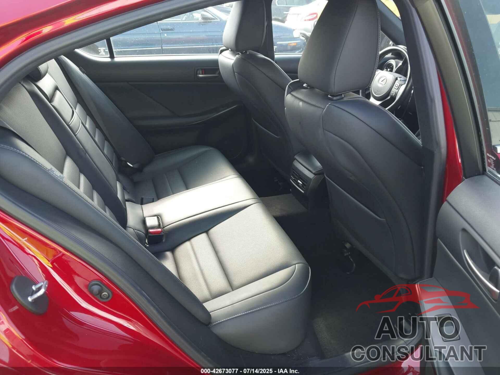 LEXUS IS 350 2021 - JTHGZ1B25M5039117