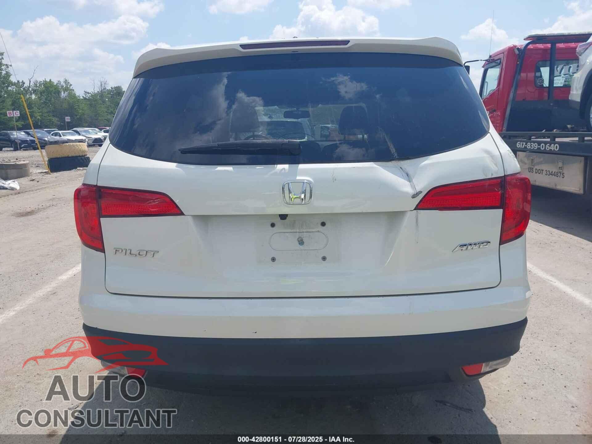 HONDA PILOT 2017 - 5FNYF6H77HB017722