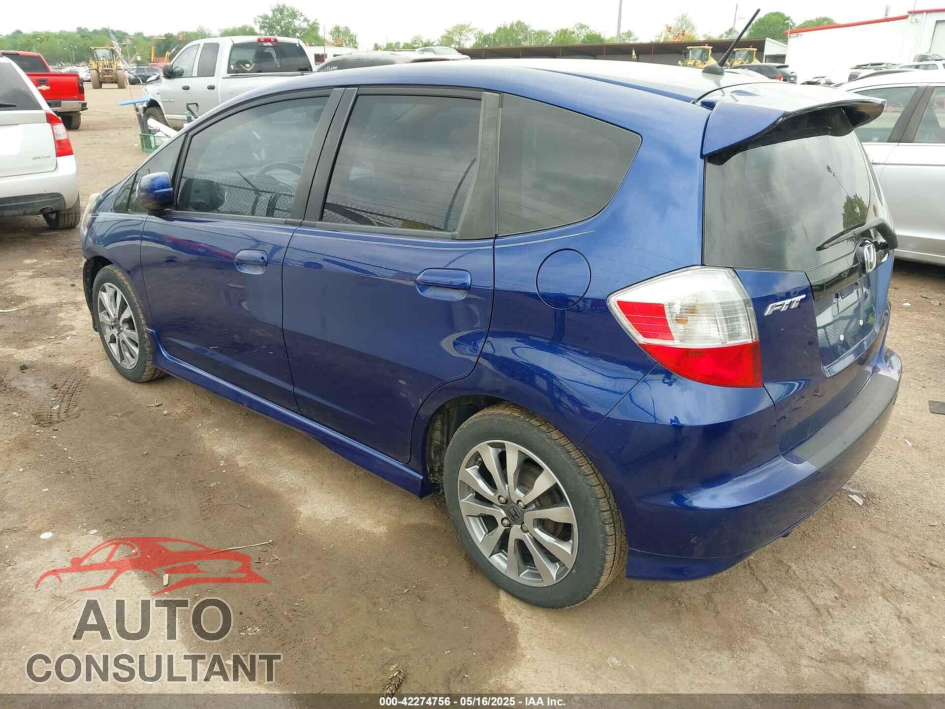 HONDA FIT 2012 - JHMGE8H55CC041577