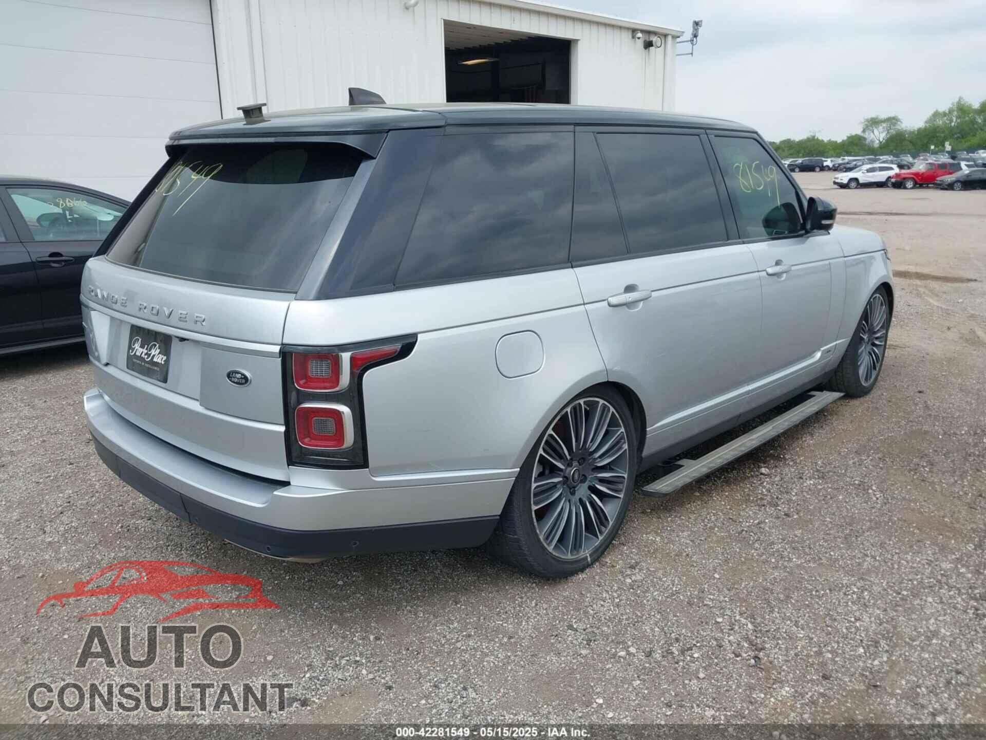 LAND ROVER RANGE ROVER 2018 - SALGV5RE0JA511059