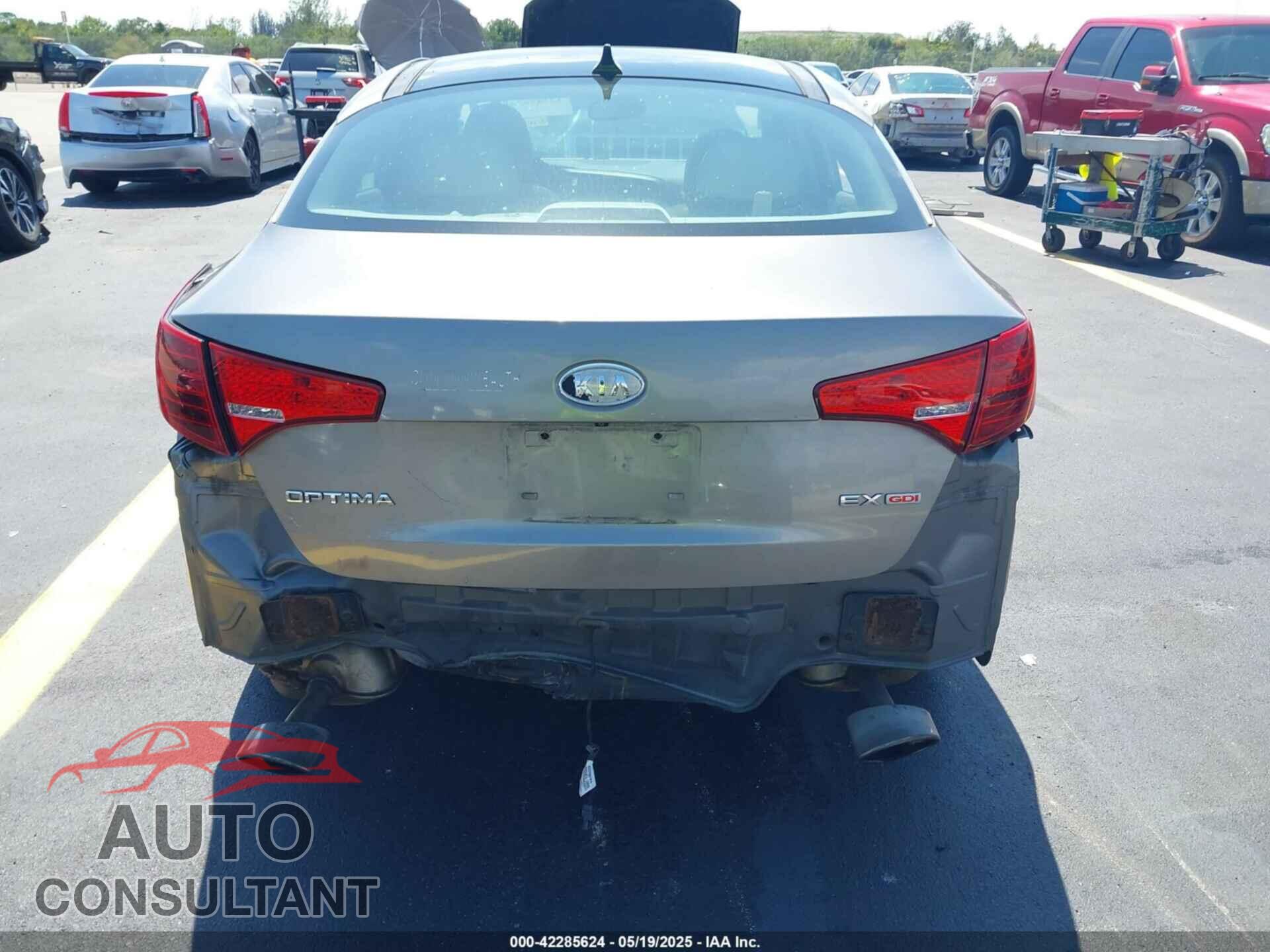 KIA OPTIMA 2012 - 5XXGN4A77CG040596