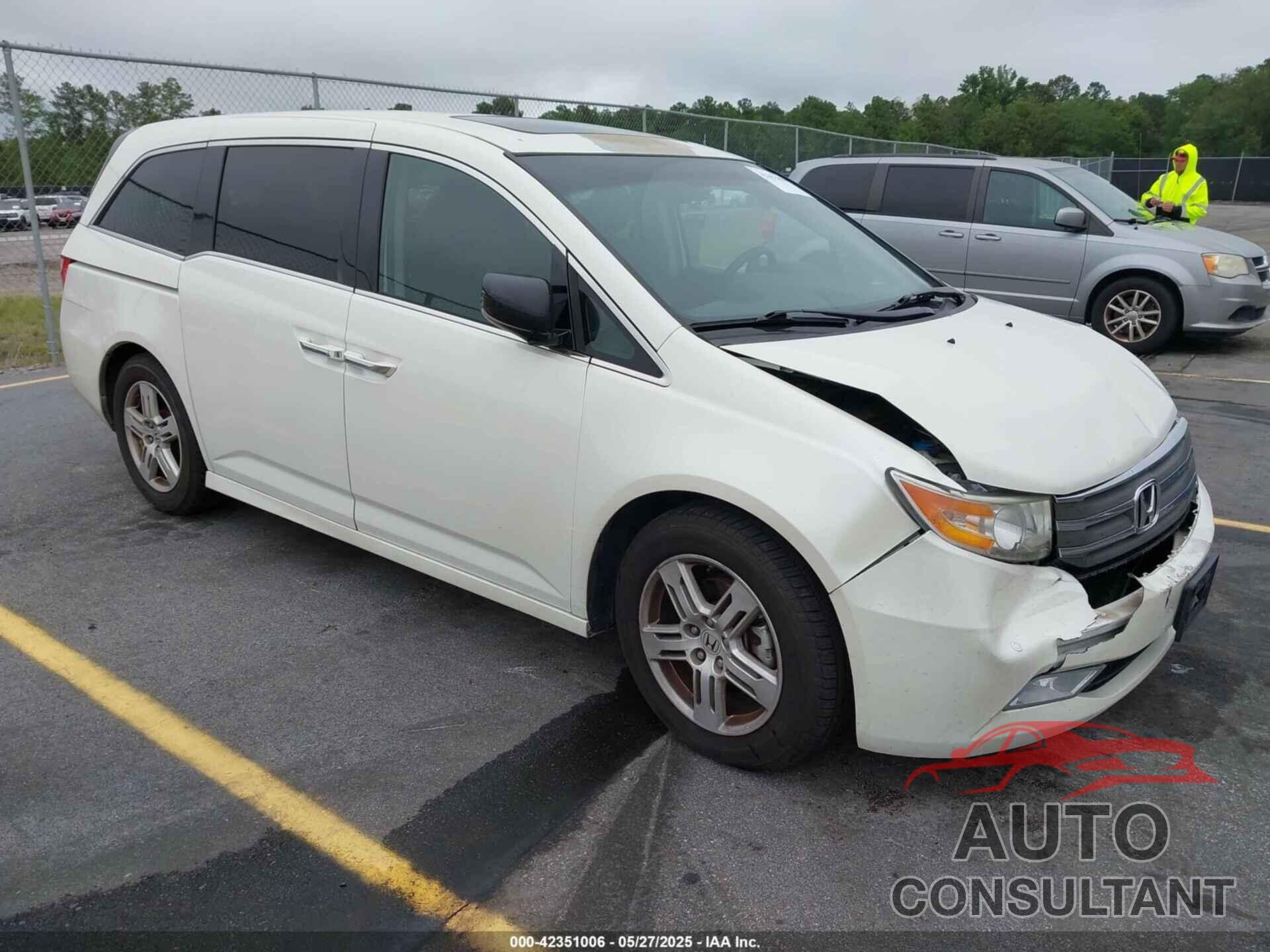 HONDA ODYSSEY 2013 - 5FNRL5H92DB091259