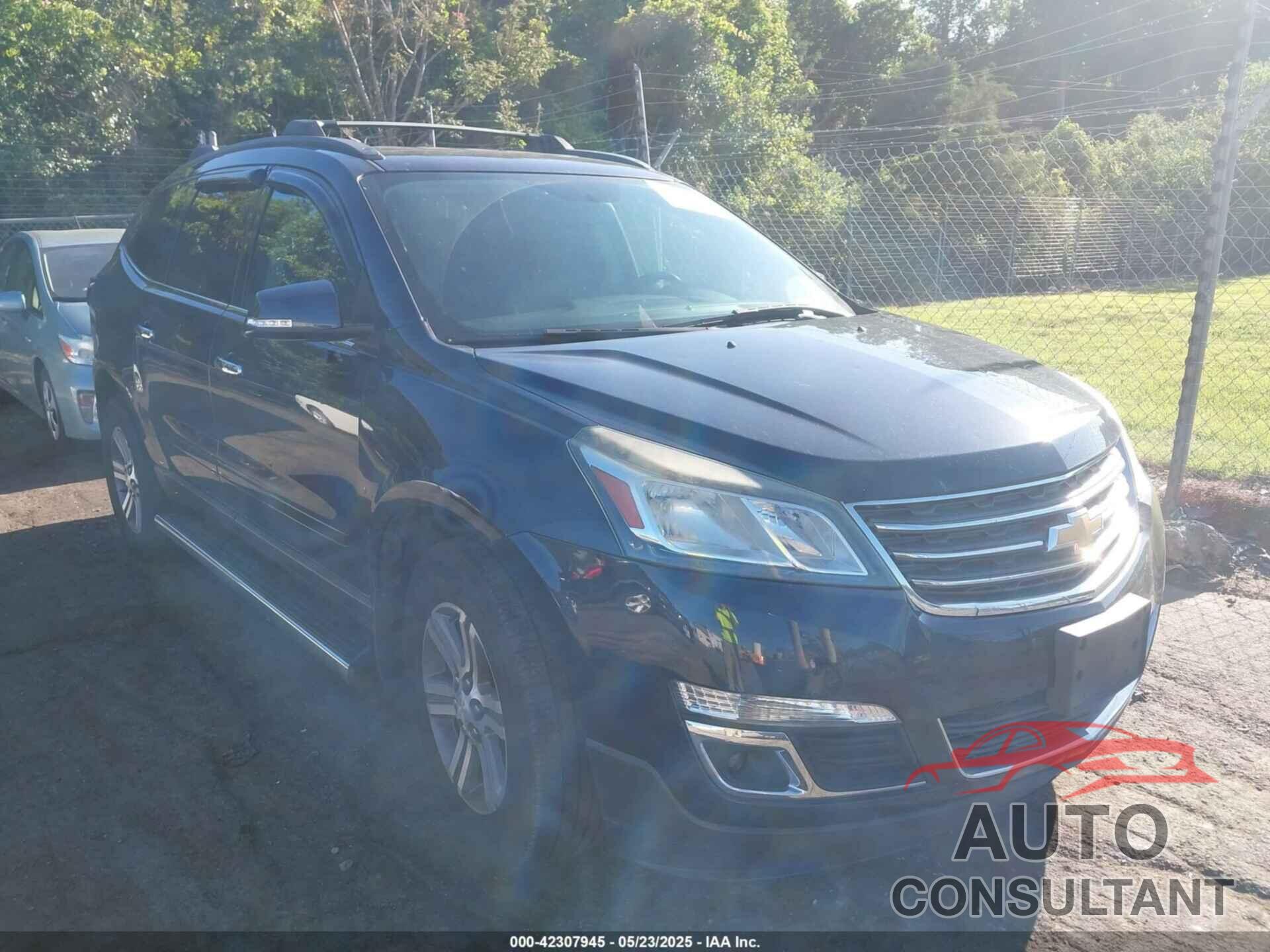 CHEVROLET TRAVERSE 2017 - 1GNKRHKD7HJ156546