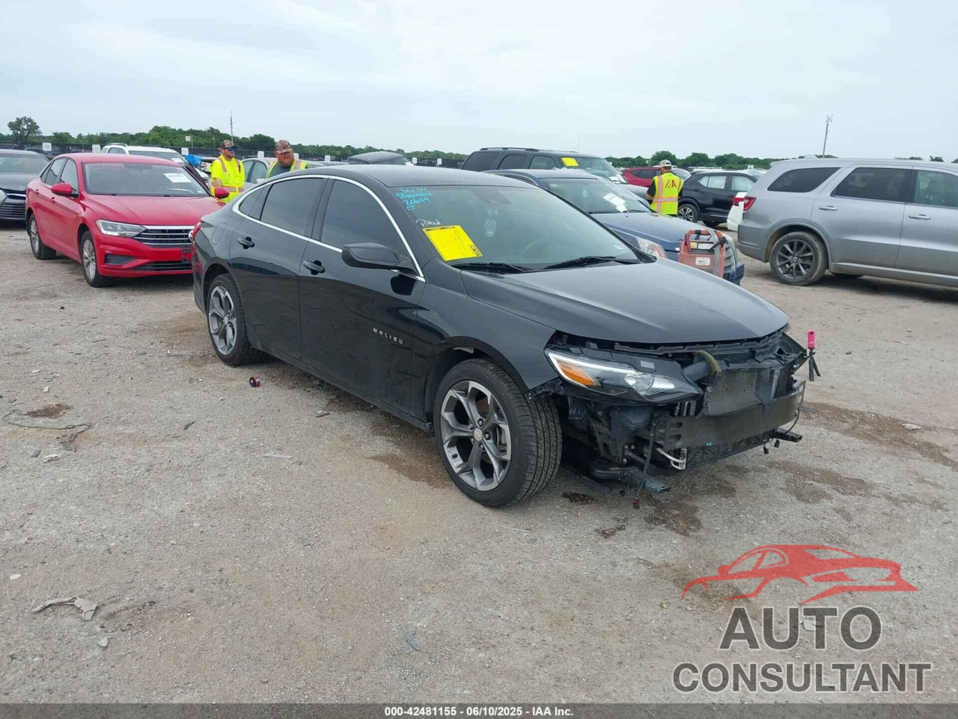 CHEVROLET MALIBU 2023 - 1G1ZD5ST0PF180192