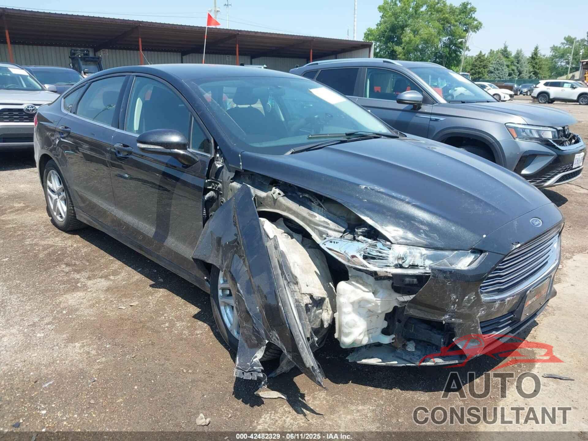 FORD FUSION 2015 - 1FA6P0H79F5113096
