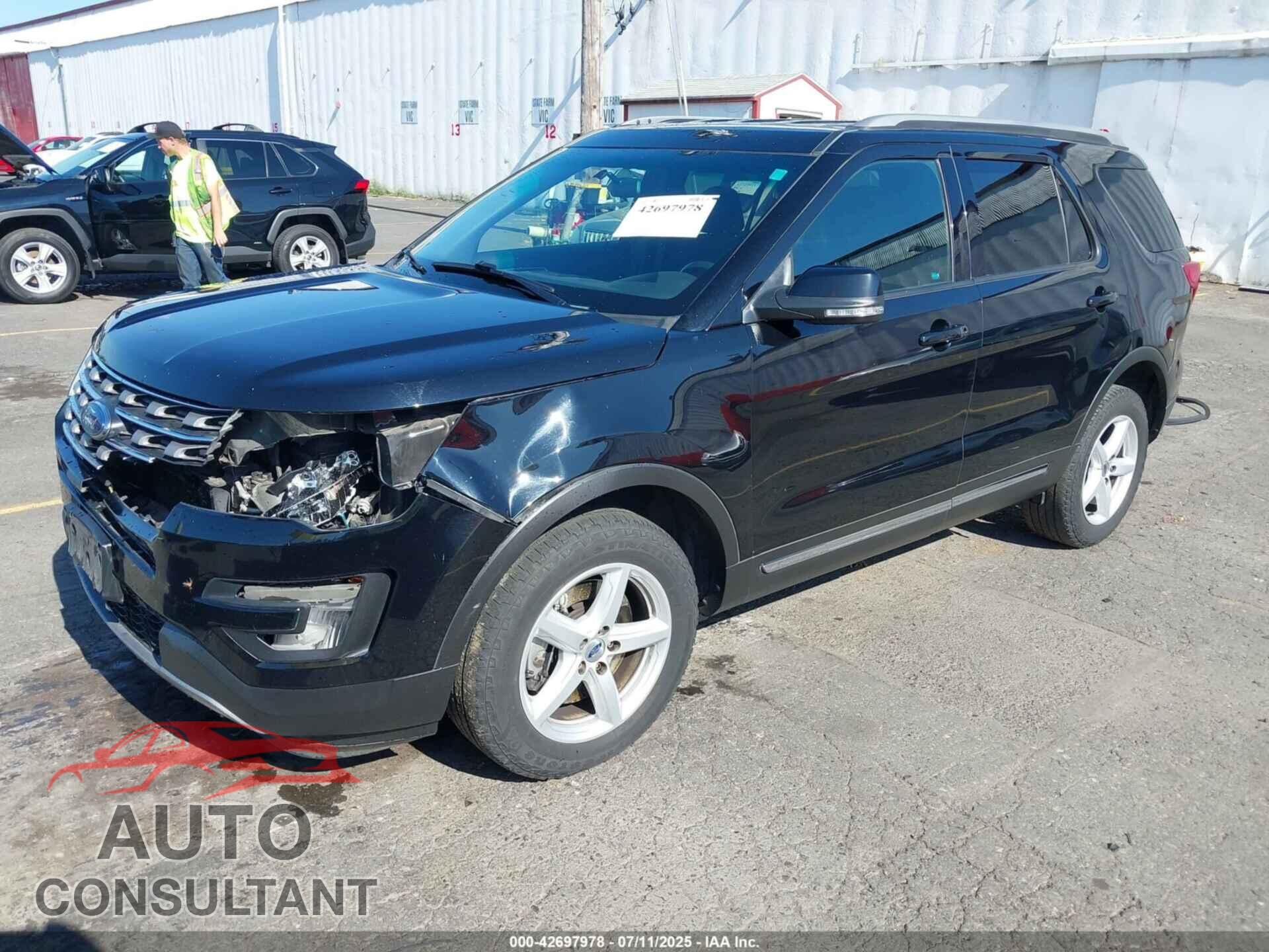 FORD EXPLORER 2017 - 1FM5K8D8XHGD13361