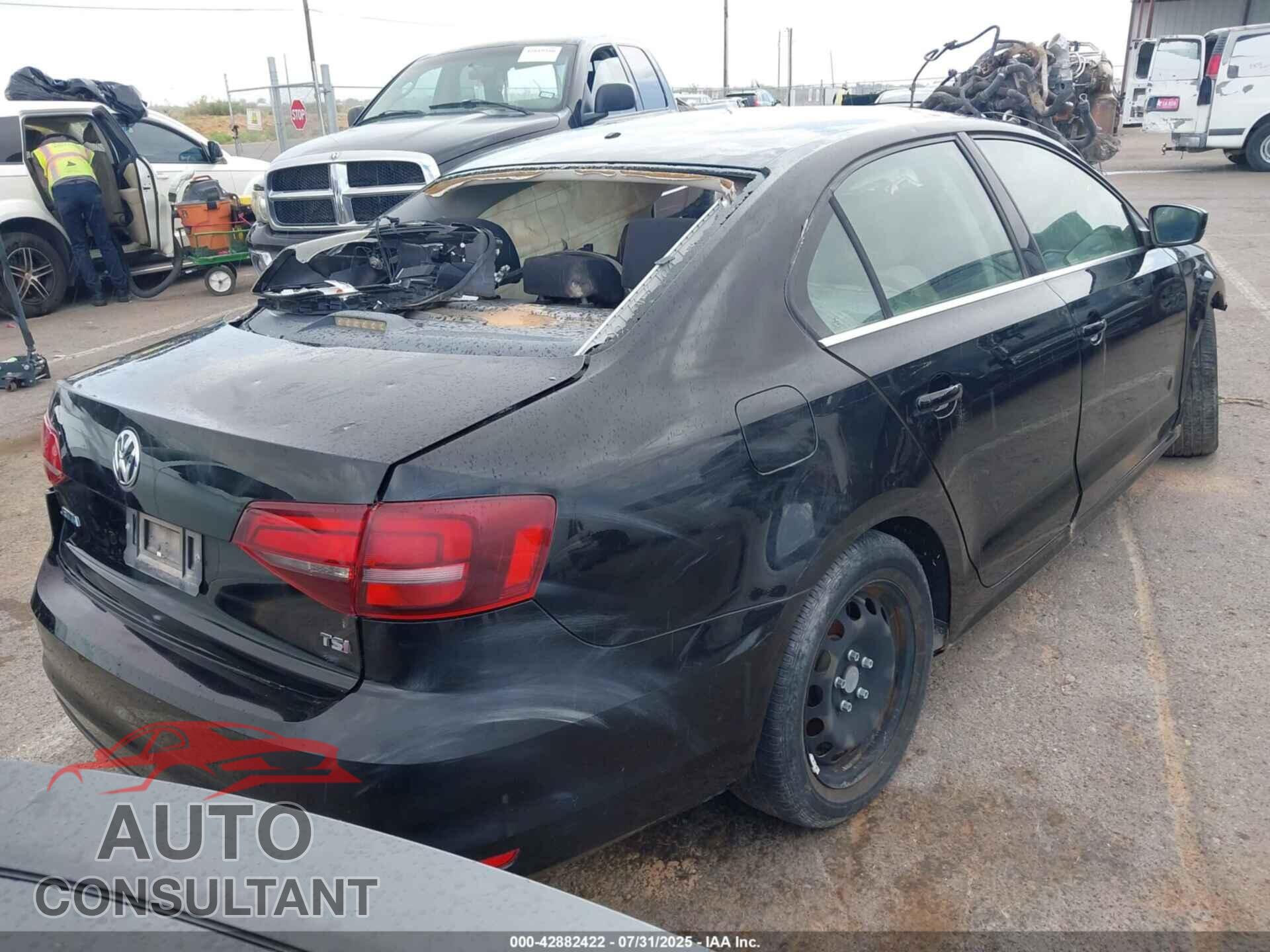 VOLKSWAGEN JETTA 2017 - 3VW2B7AJ0HM362466
