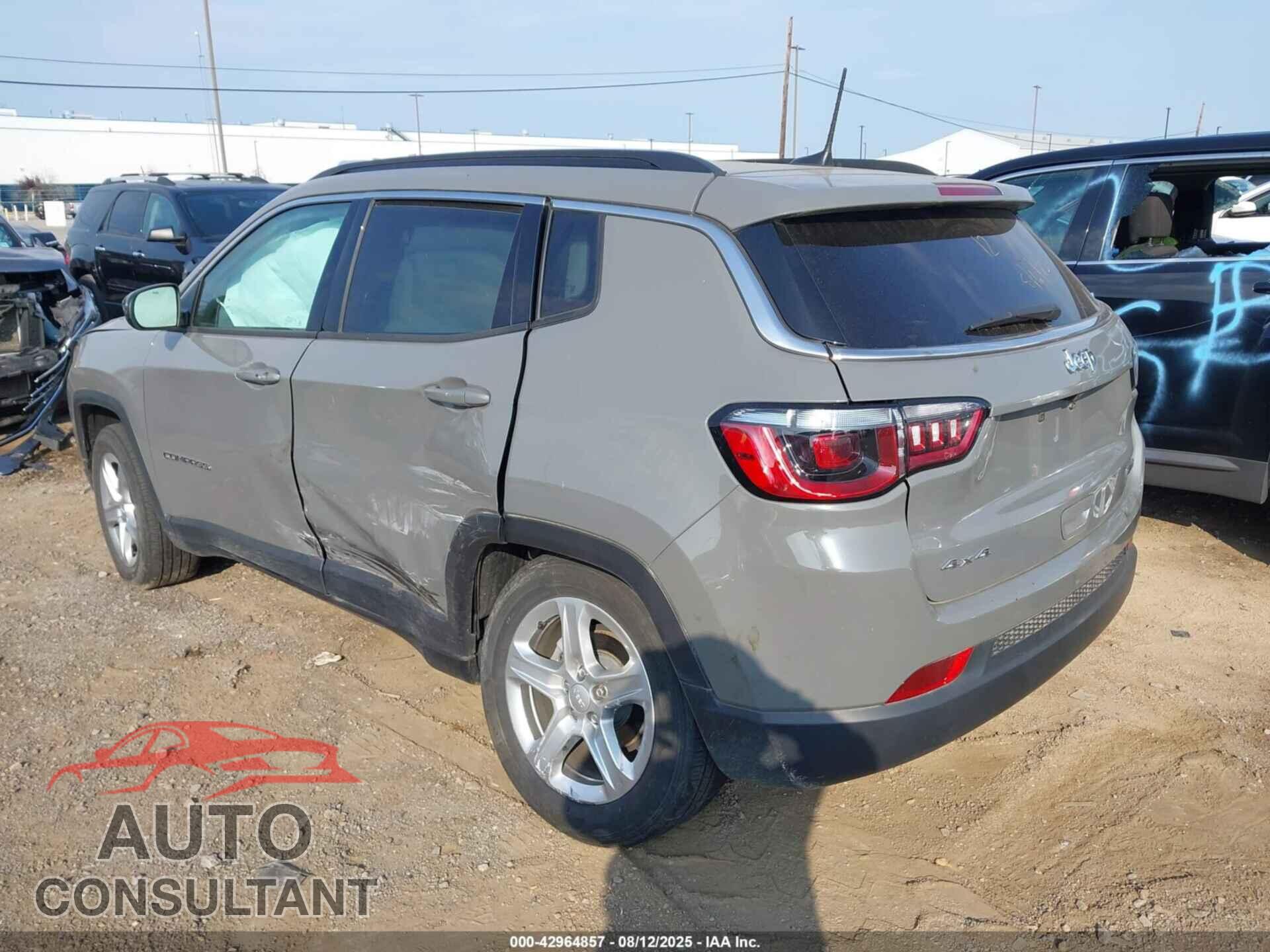 JEEP COMPASS 2023 - 3C4NJDBN7PT520731