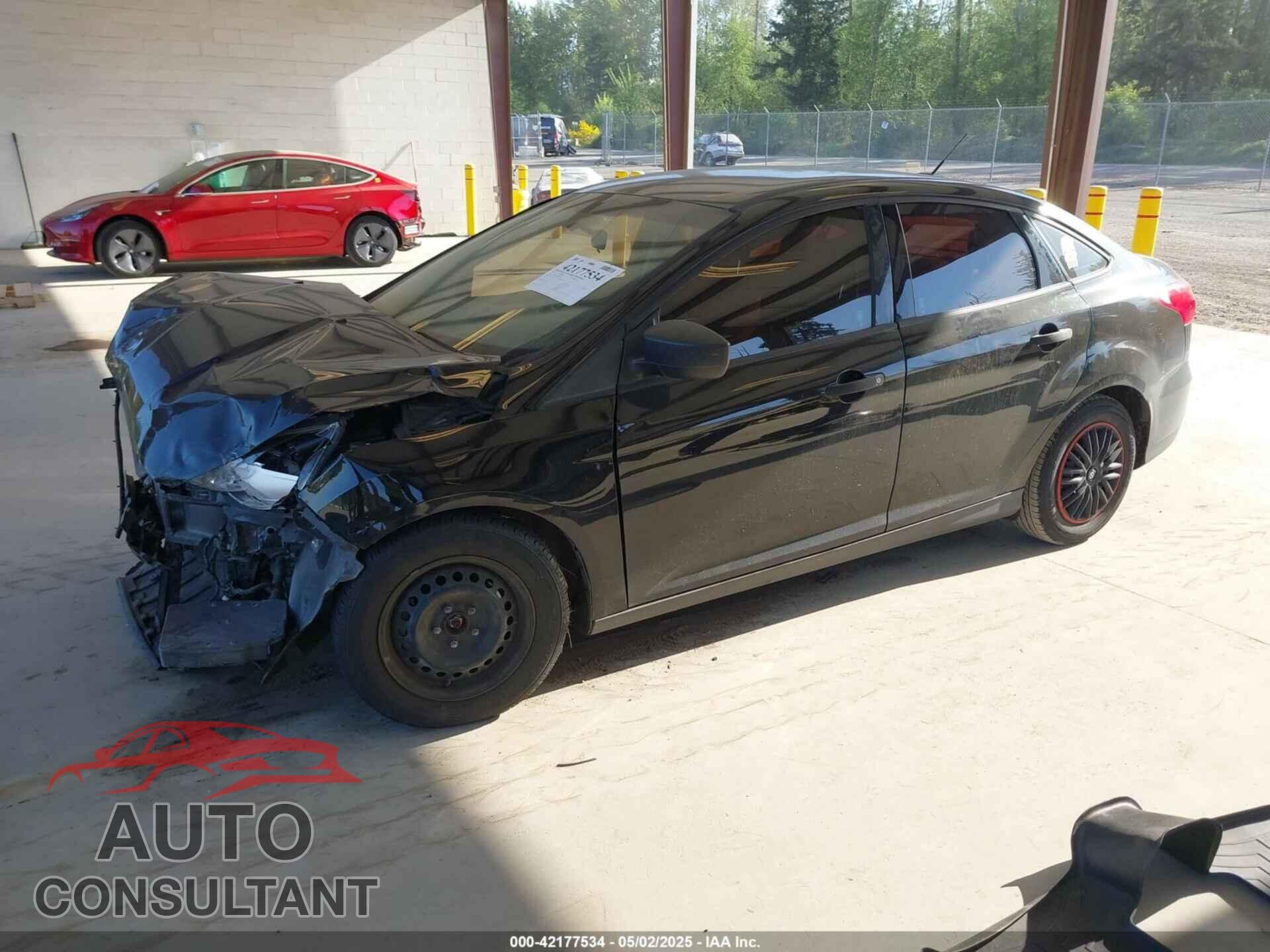 FORD FOCUS 2018 - 1FADP3E22JL287940