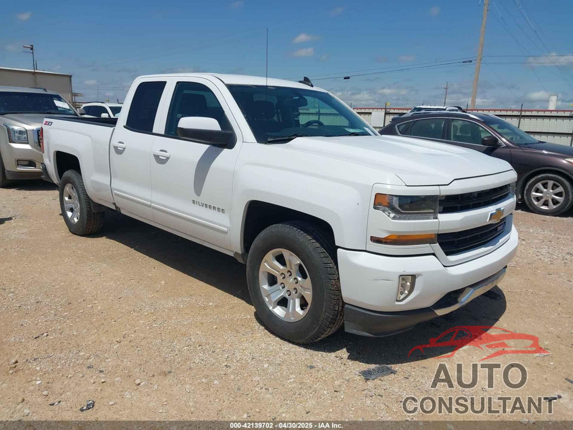 CHEVROLET SILVERADO 1500 2017 - 1GCVKREC5HZ114123