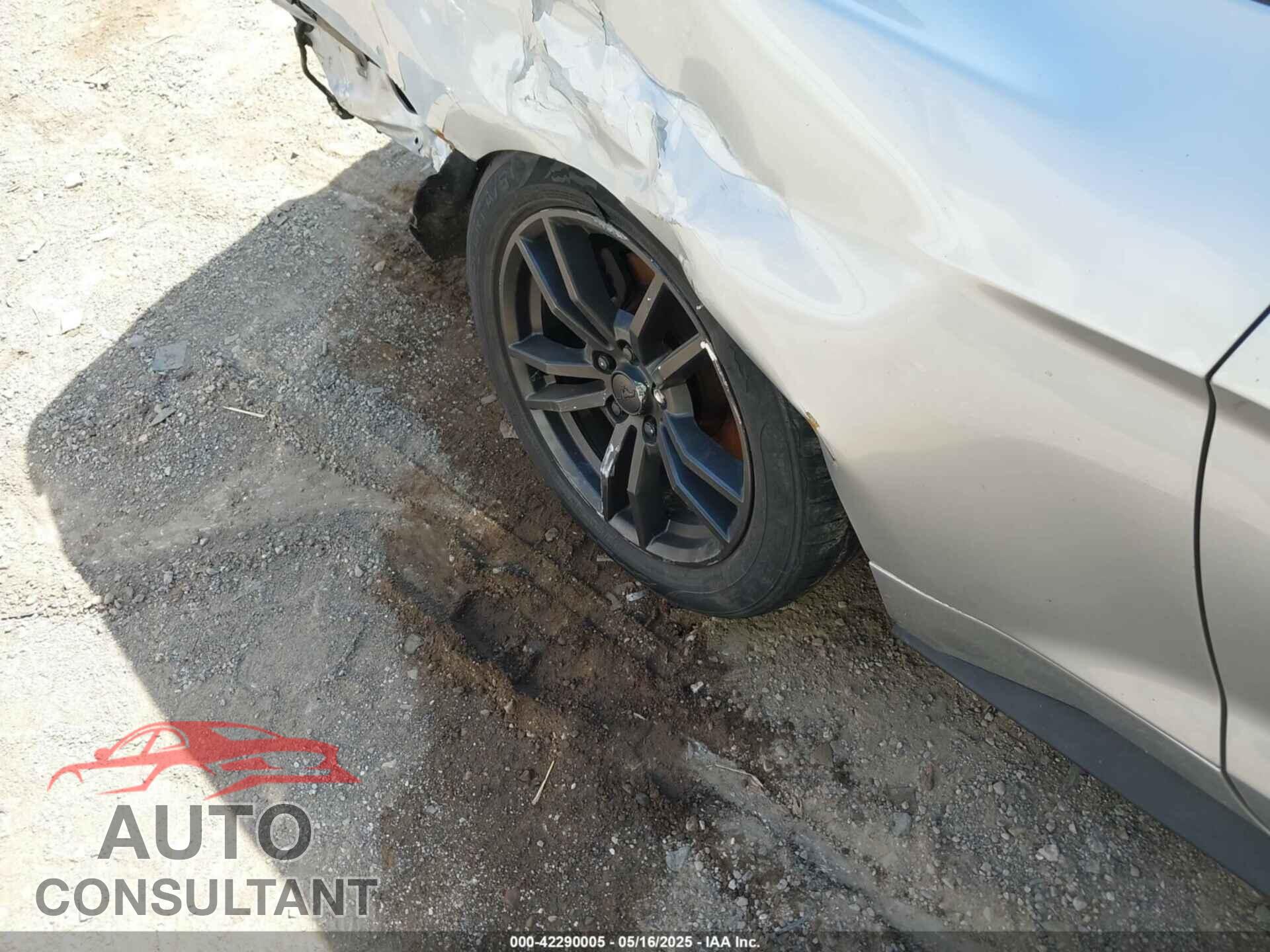 FORD MUSTANG 2017 - 1FA6P8TH8H5255909