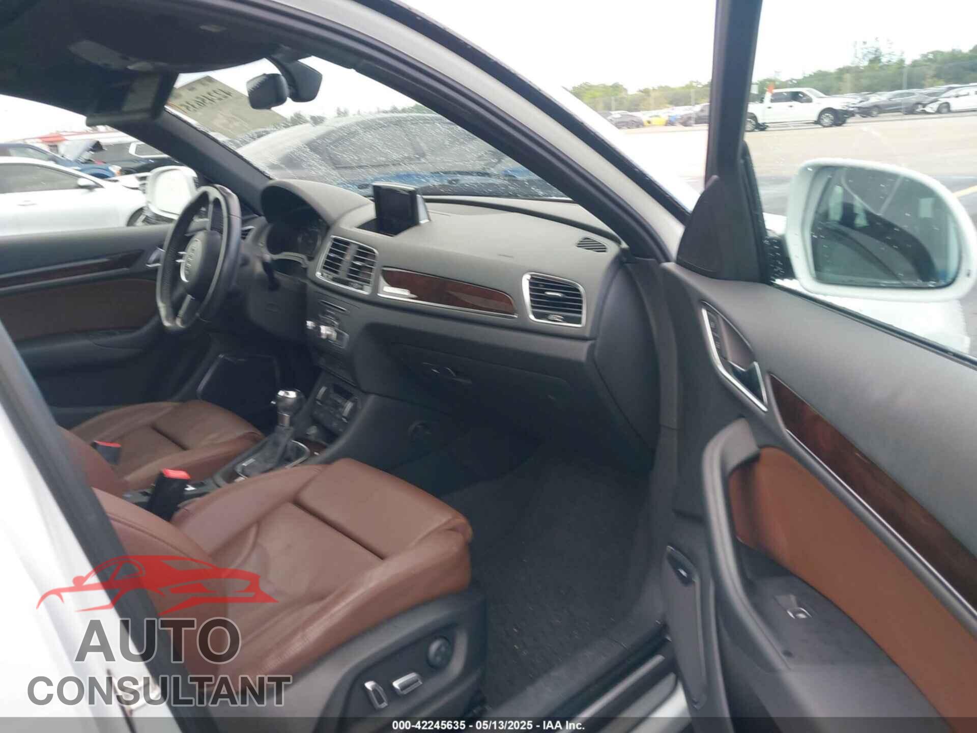 AUDI Q3 2017 - WA1GCCFS9HR001987