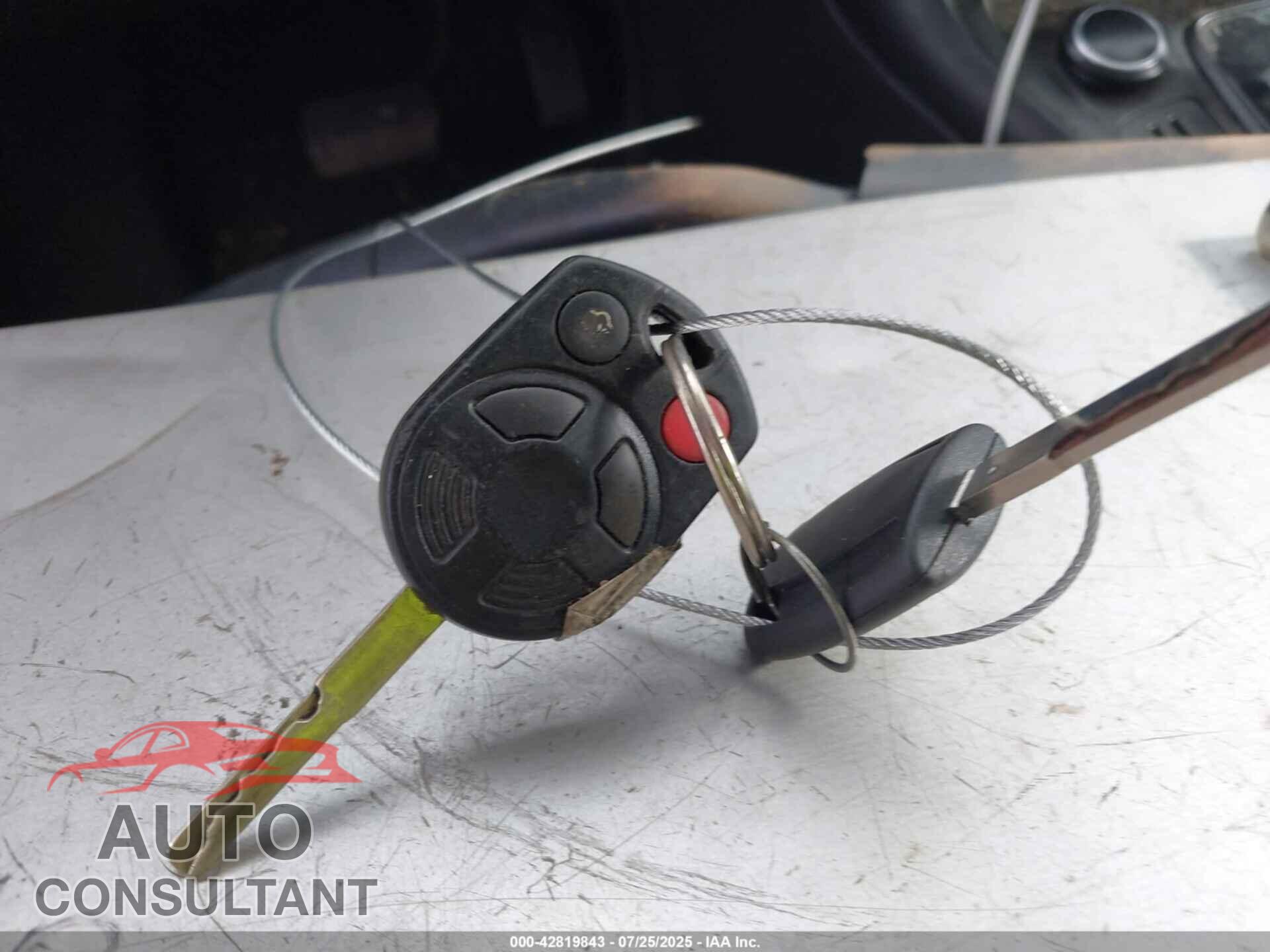 FORD FOCUS 2016 - 1FADP3E29GL389485