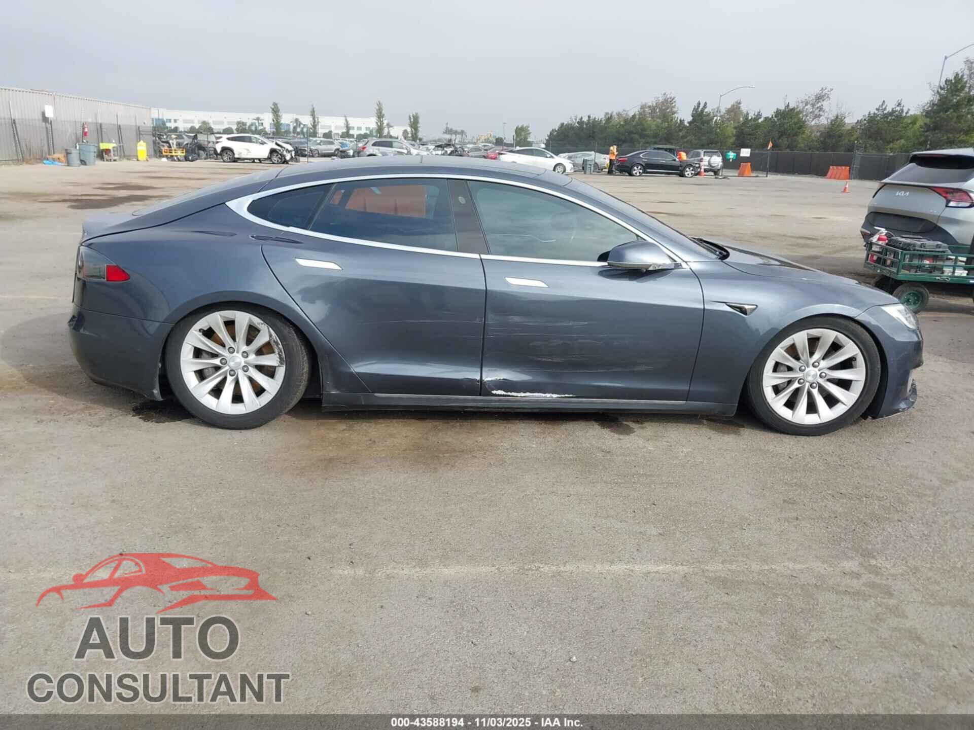 TESLA MODEL S 2016 - 5YJSA1E28GF171368