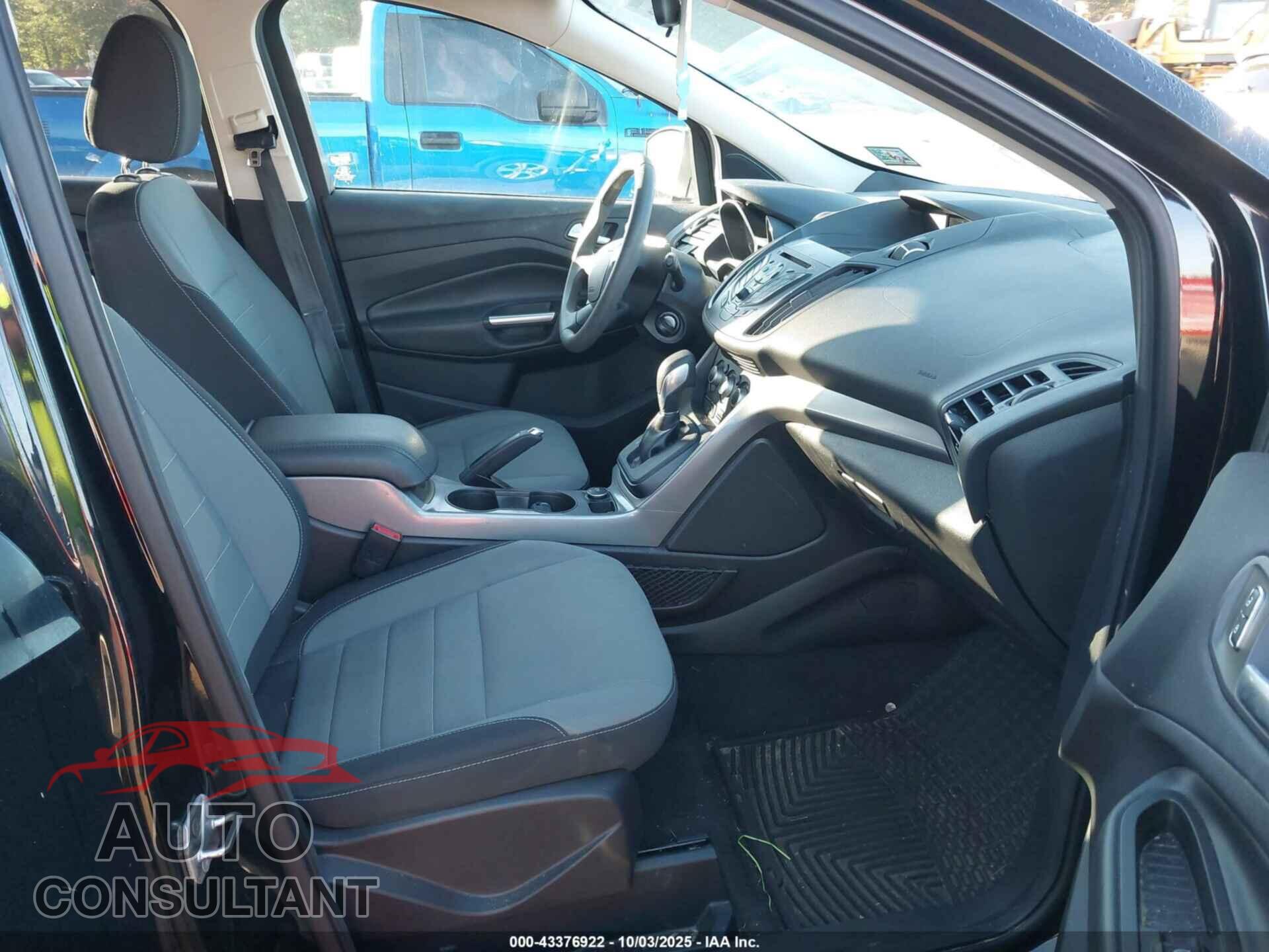 FORD ESCAPE 2016 - 1FMCU9GX0GUC85161