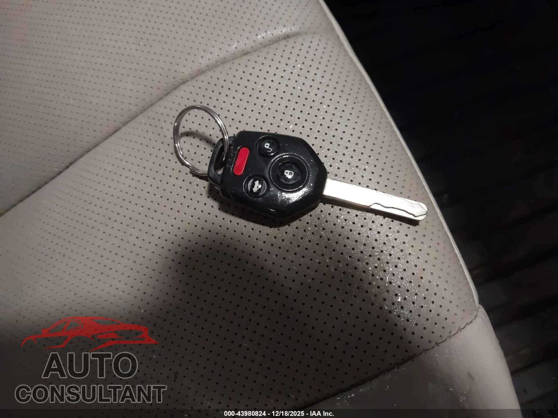 SUBARU OUTBACK 2014 - 4S4BRBLC4E3207993