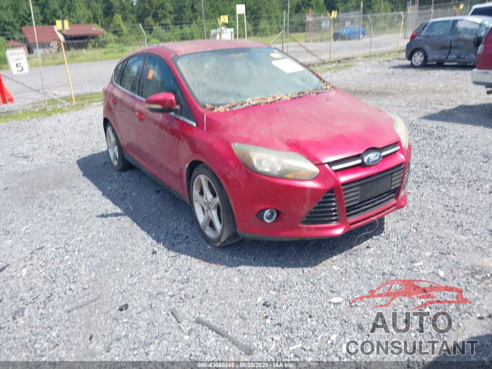 FORD FOCUS 2012 - 1FAHP3N26CL318255