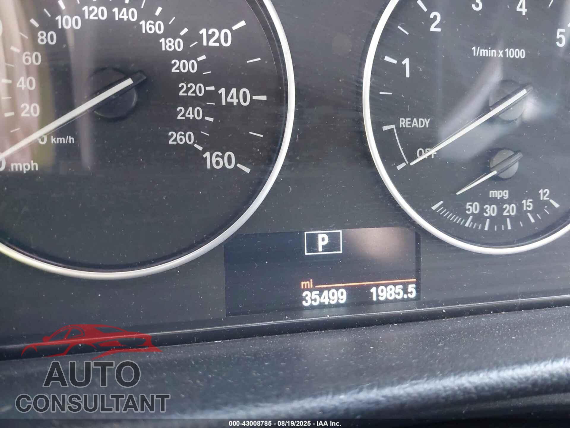 BMW 320I 2016 - WBA8E5G57GNU22179