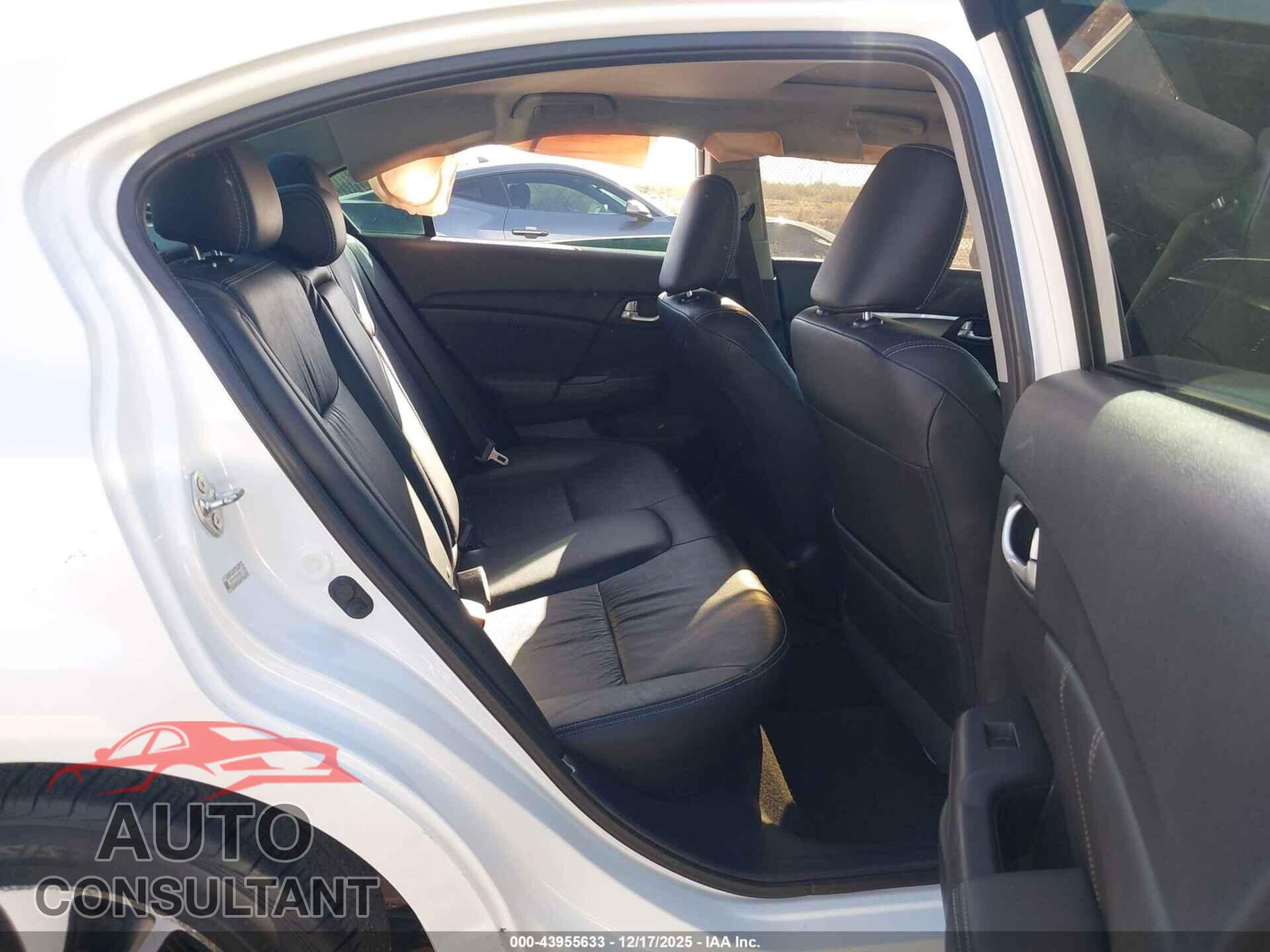 HONDA CIVIC 2013 - 19XFB2F97DE043592