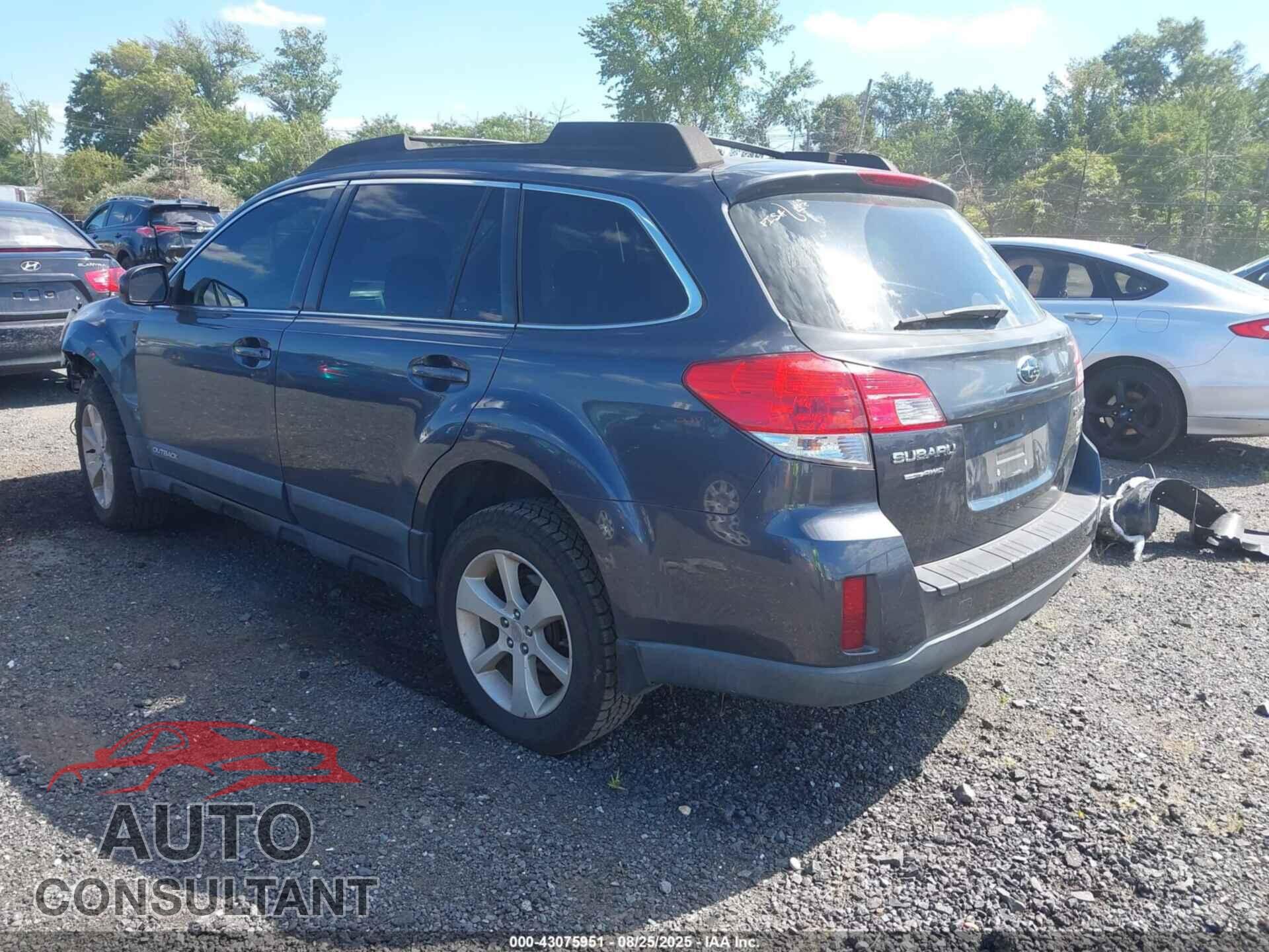 SUBARU OUTBACK 2013 - 4S4BRBCC6D1311184