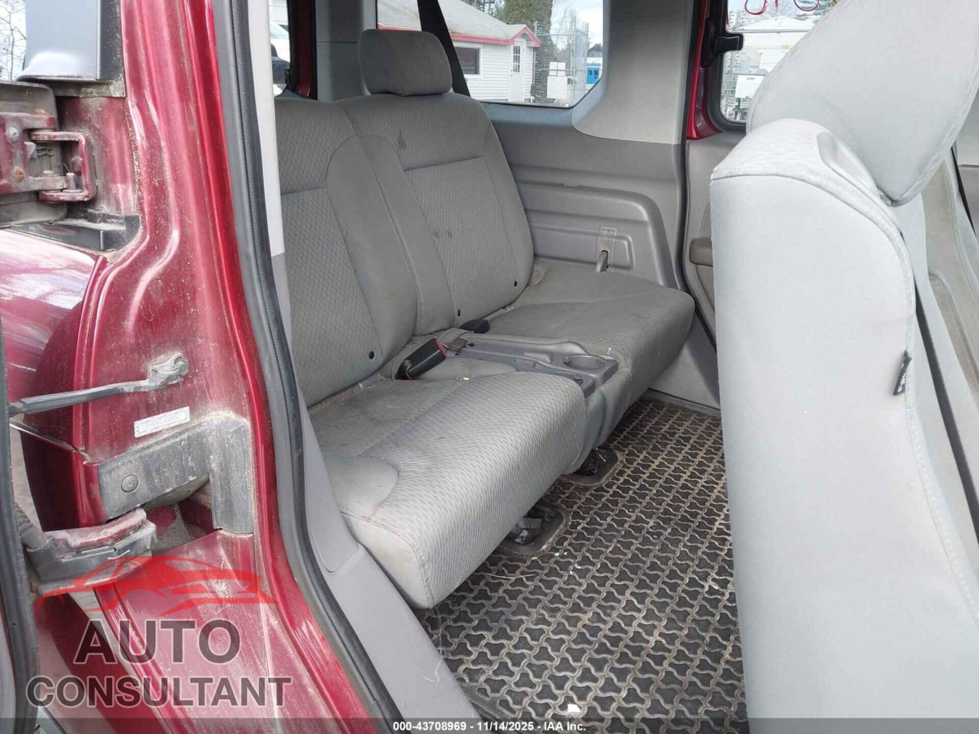 HONDA ELEMENT 2011 - 5J6YH2H71BL005471