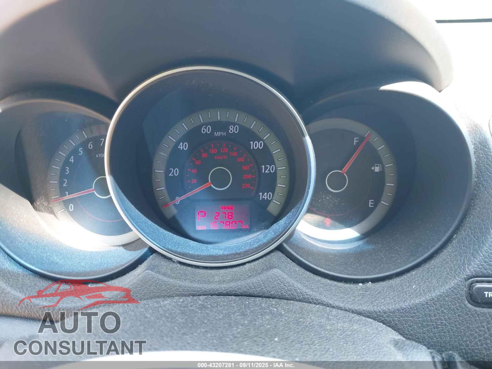 KIA FORTE 2011 - KNAFU4A24B5887384