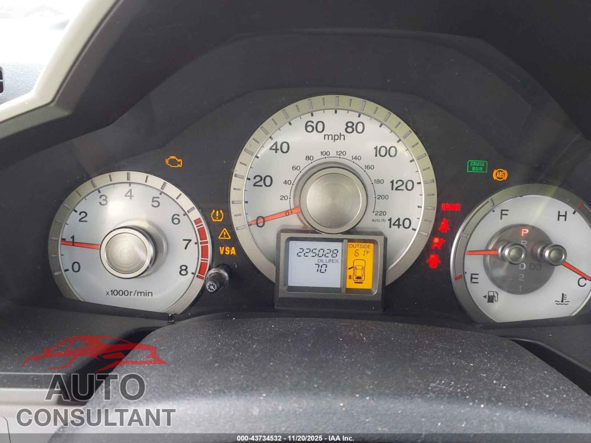HONDA PILOT 2011 - 5FNYF4H50BB025770