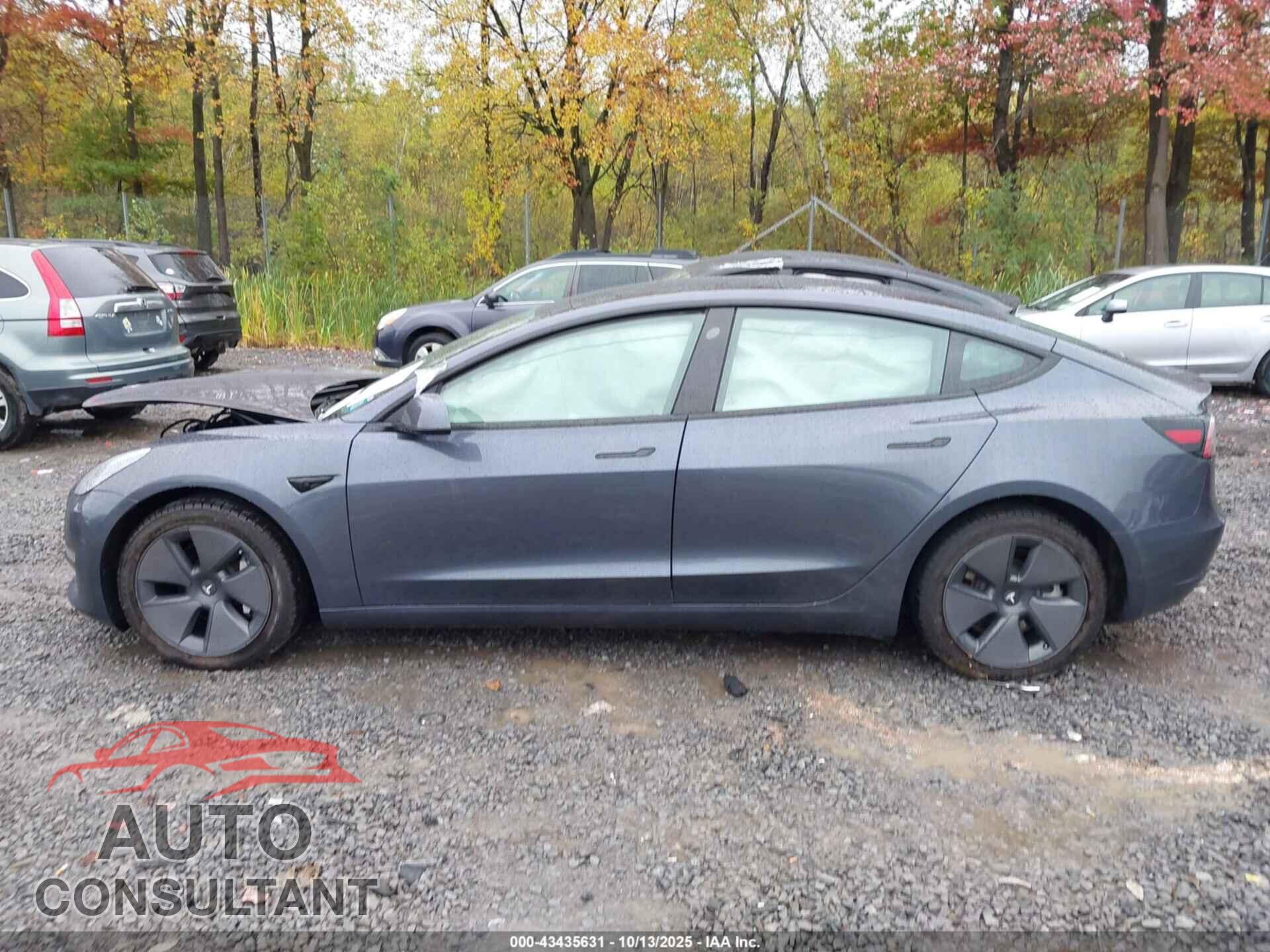 TESLA MODEL 3 2023 - 5YJ3E1EA7PF677600