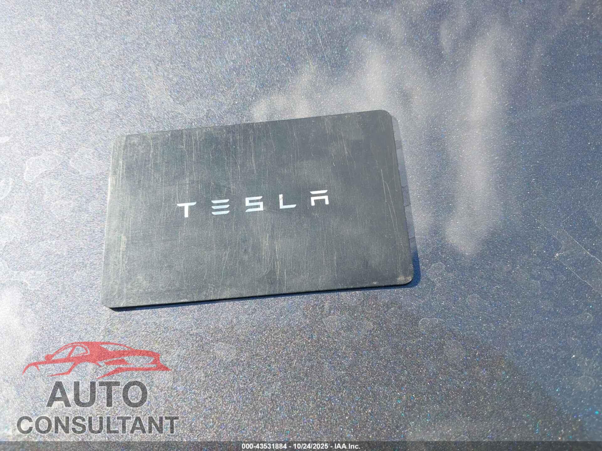 TESLA MODEL 3 2018 - 5YJ3E1EB6JF054372