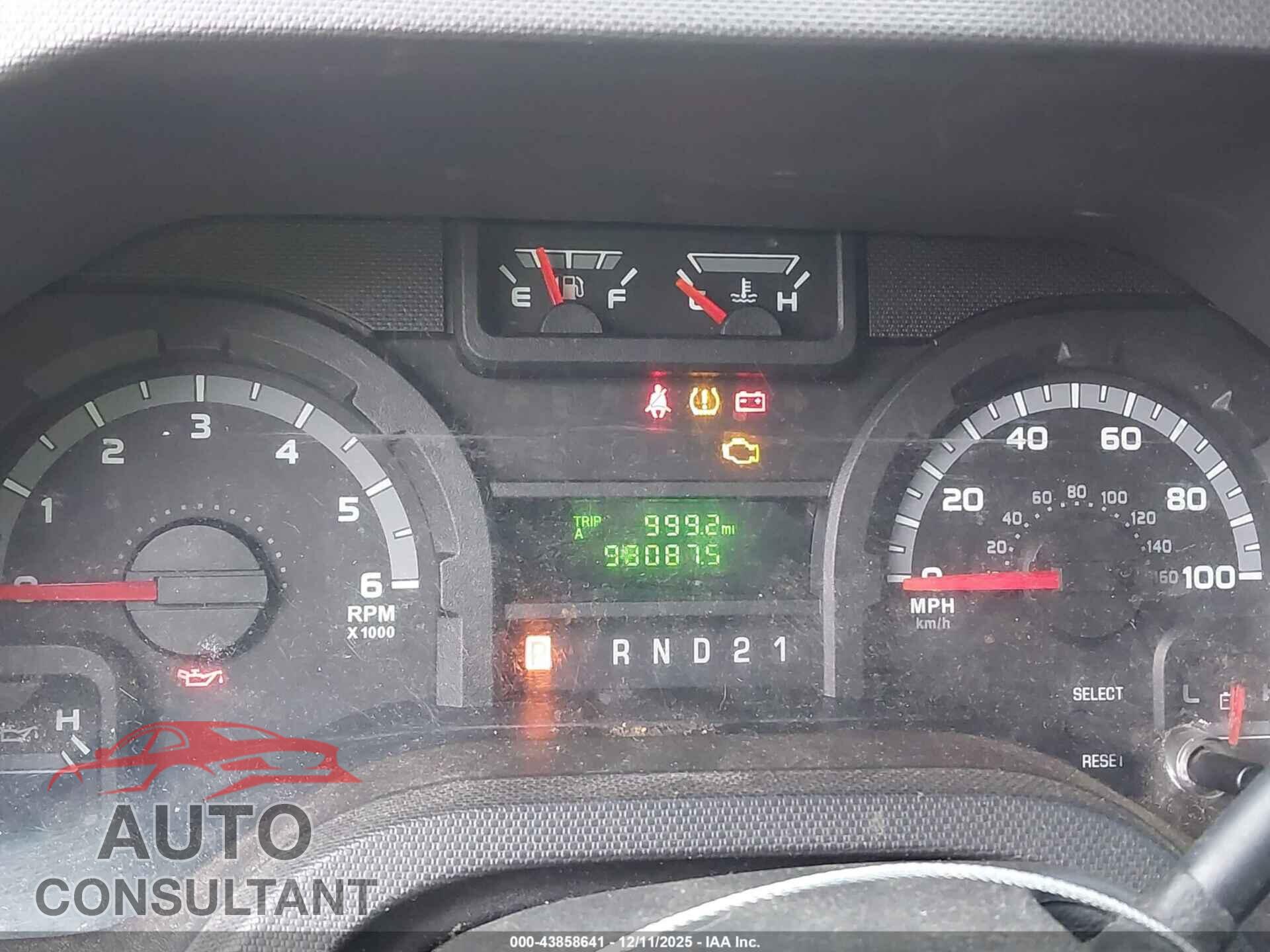 FORD E-150 2011 - 1FTNE1EWXBDA08256