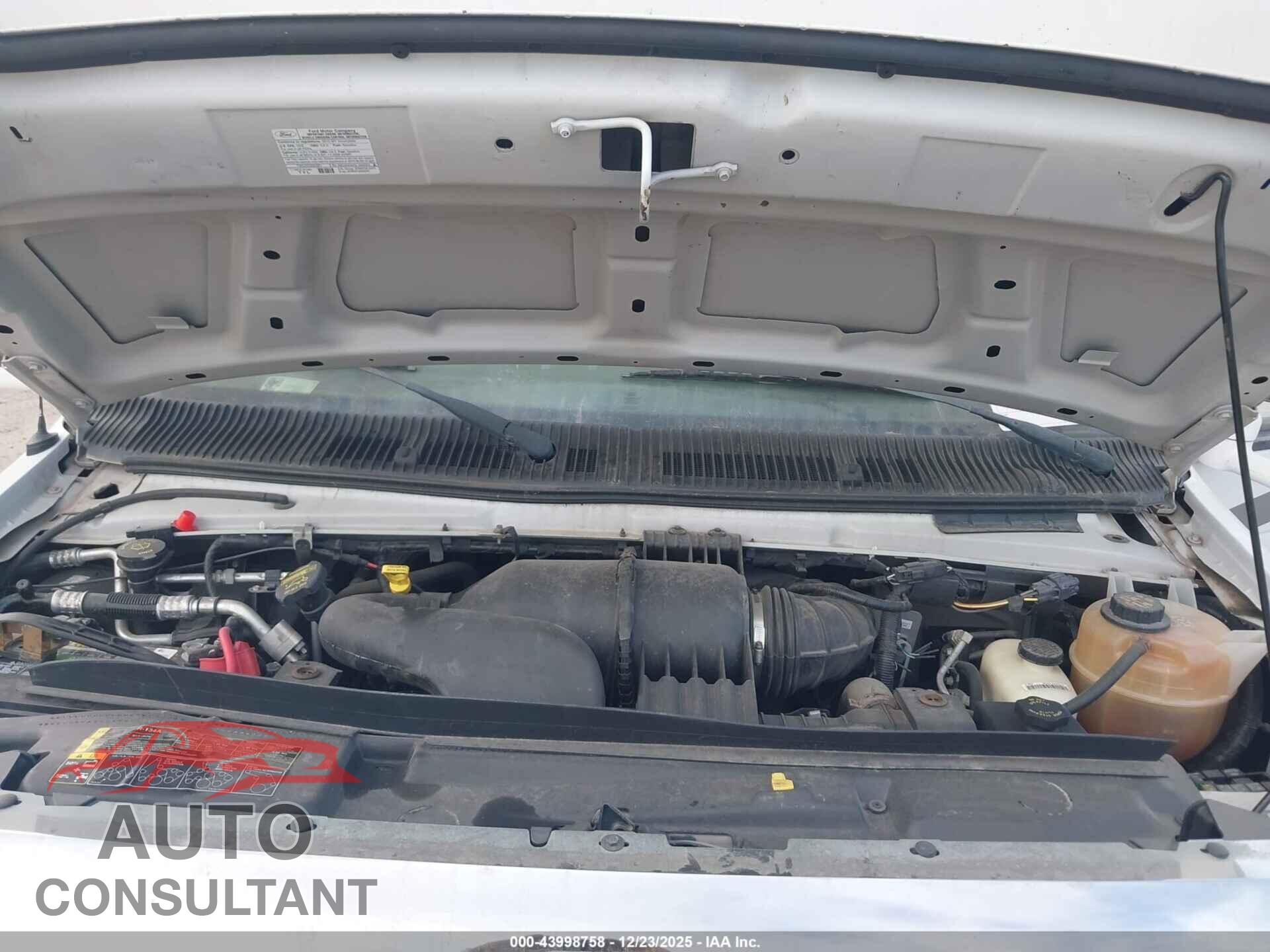 FORD E-350 CUTAWAY 2010 - 1FDWE3FS7ADA96334