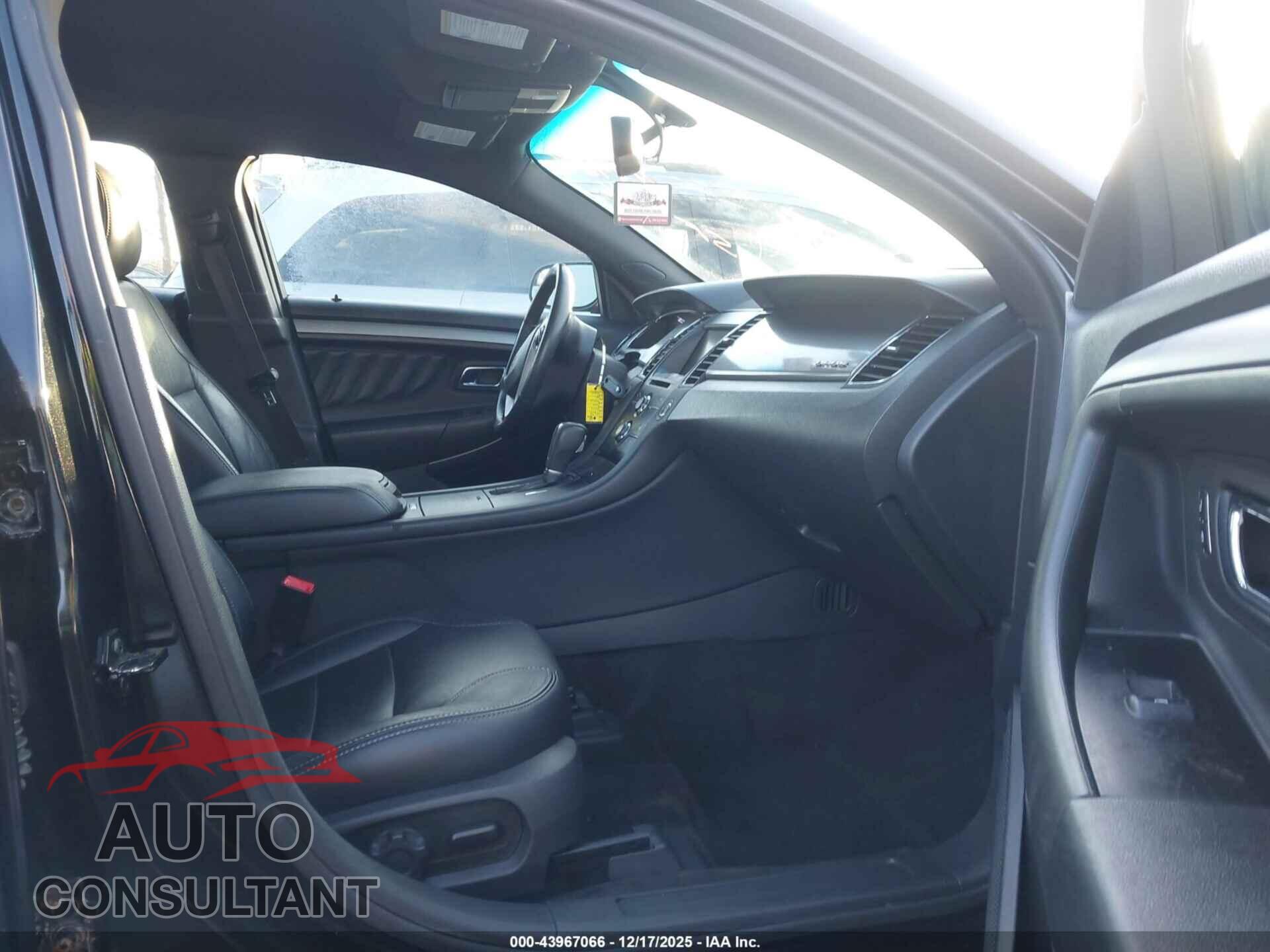 FORD TAURUS 2014 - 1EAHP2E93EG109638