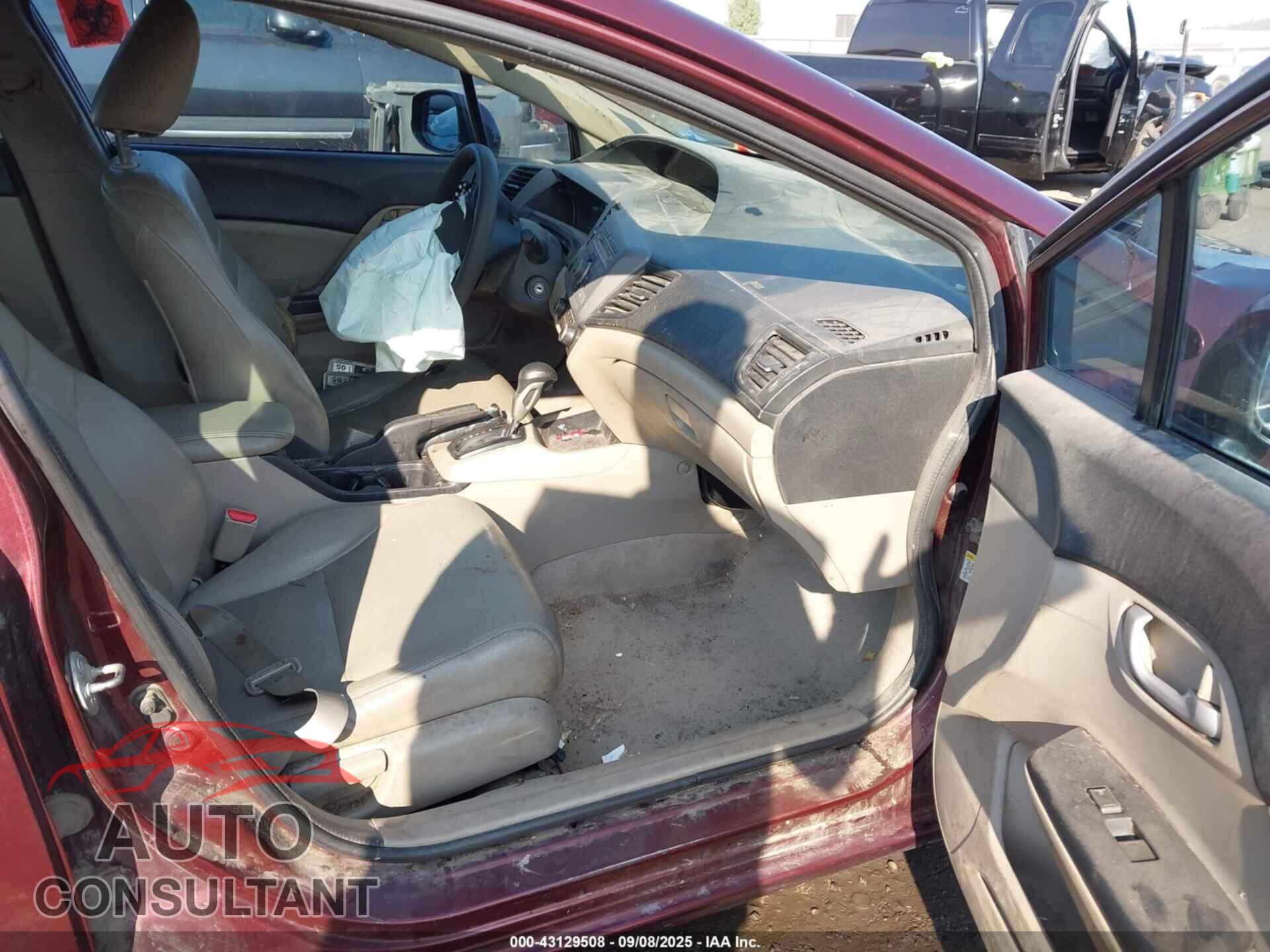 HONDA CIVIC 2012 - 19XFB2F5XCE385954
