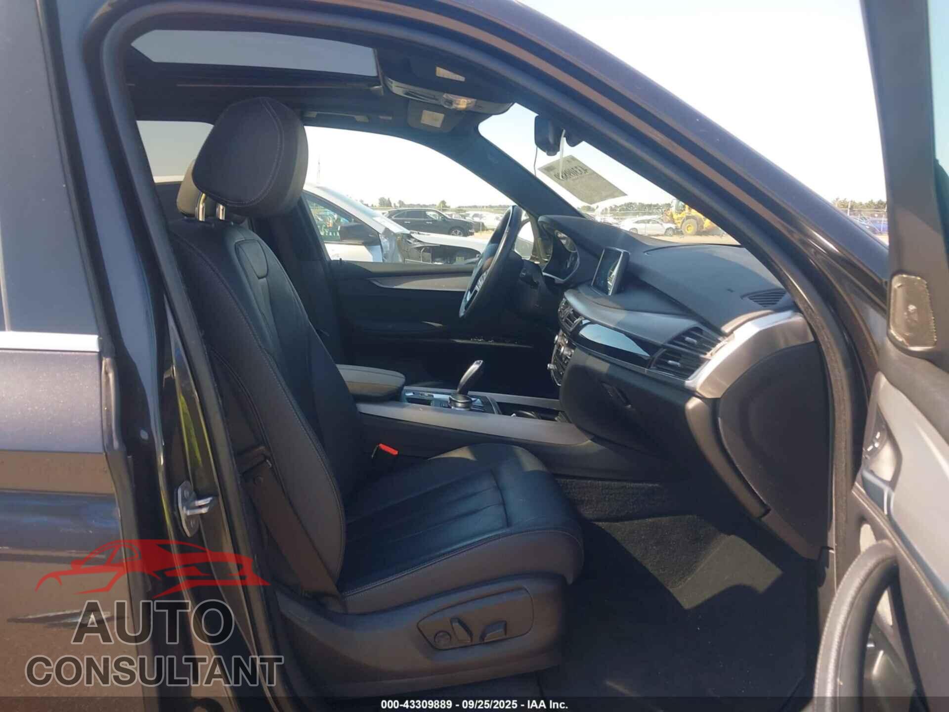 BMW X5 2017 - 5UXKR0C36H0V81079
