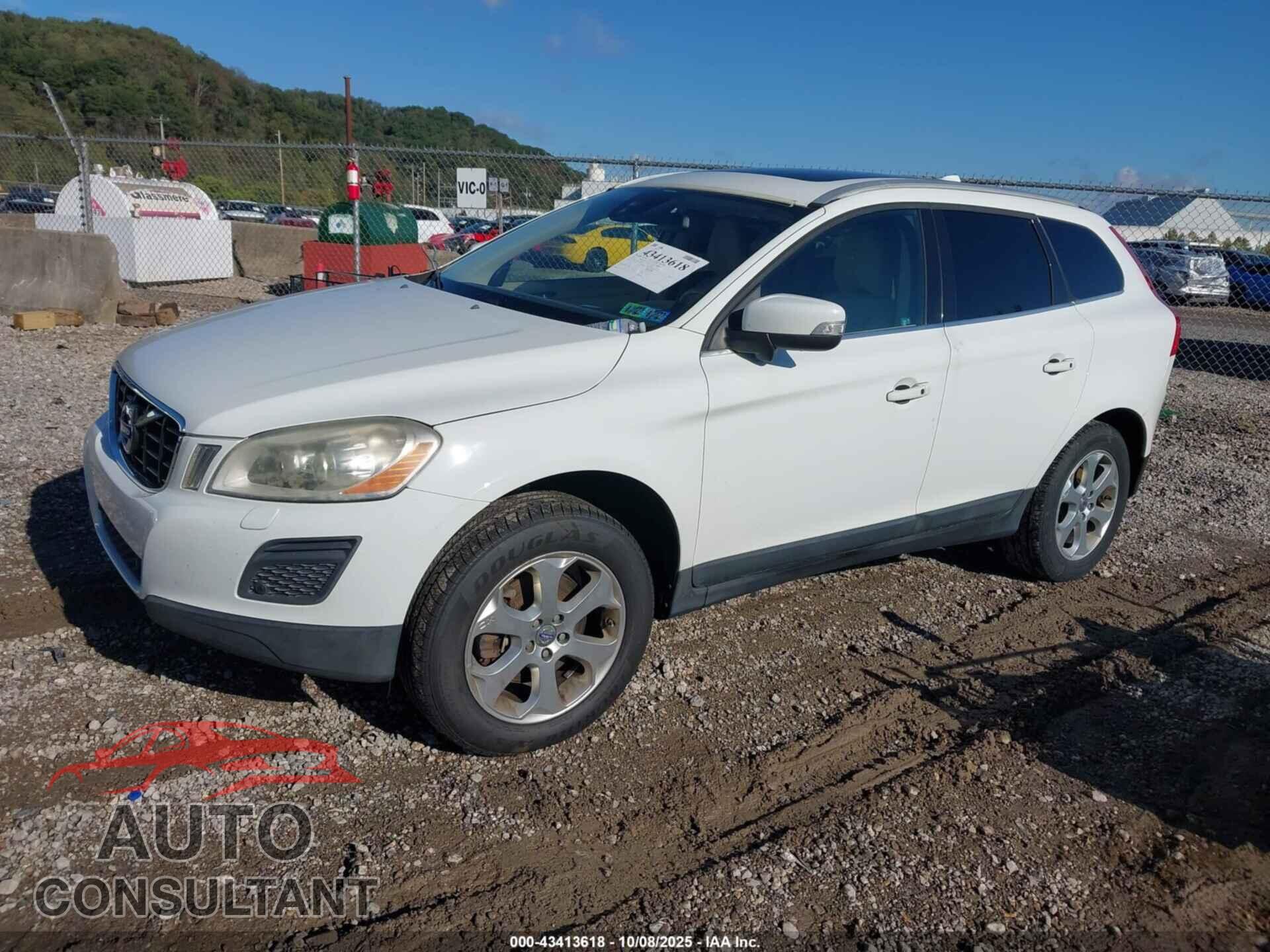 VOLVO XC60 2013 - YV4952DZ1D2370393