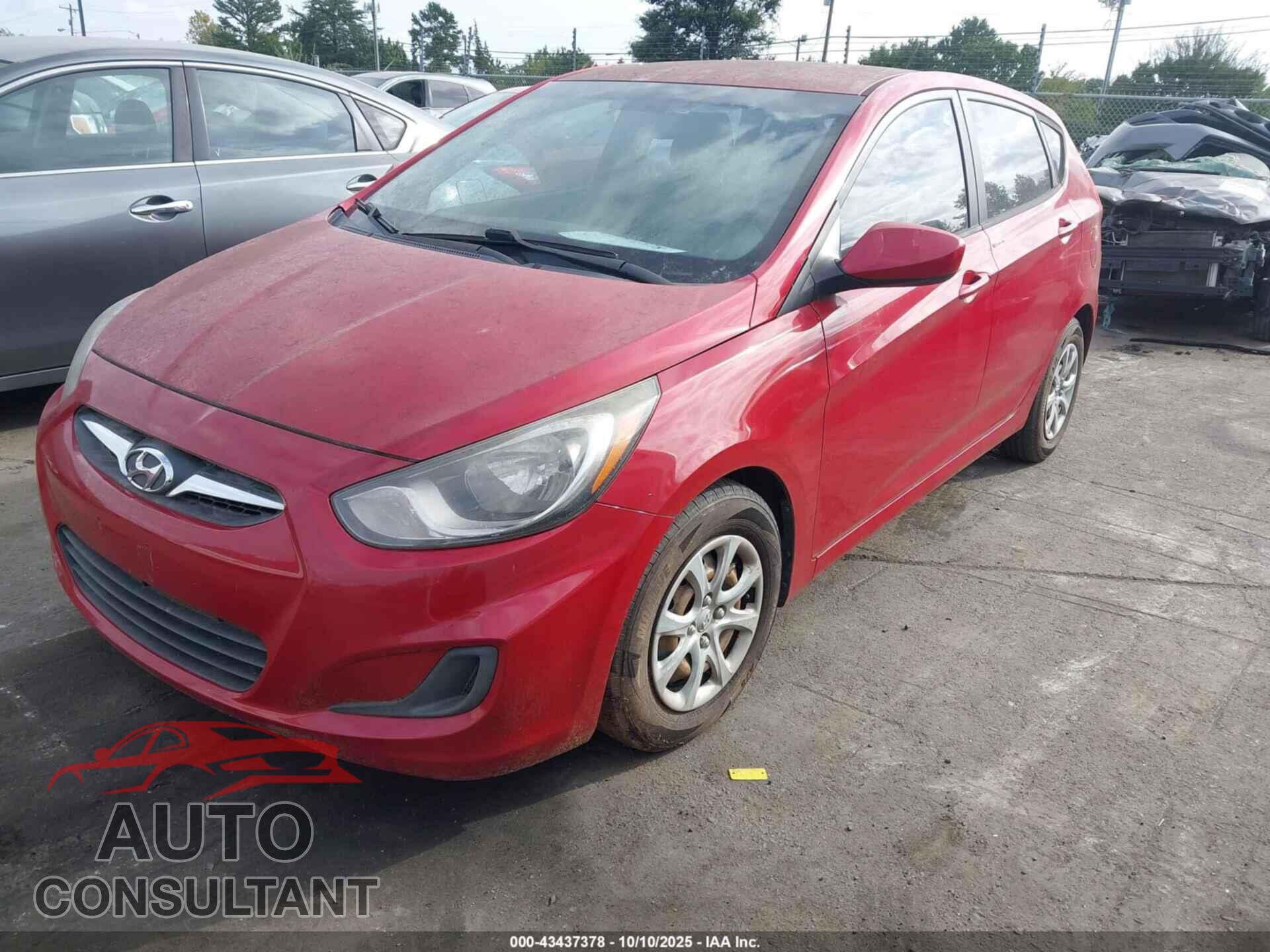 HYUNDAI ACCENT 2014 - KMHCT5AE6EU197103