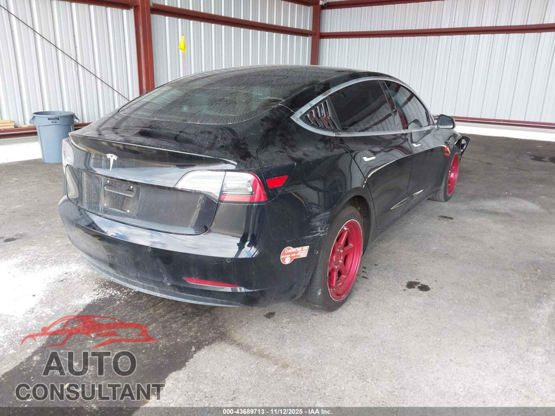 TESLA MODEL 3 2018 - 5YJ3E1EA7JF062827